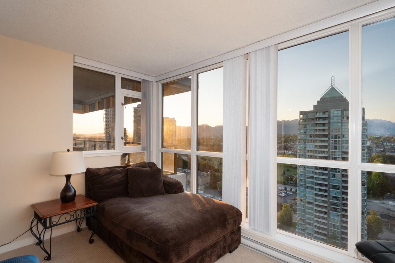 2603 2088 MADISON AVENUE 22