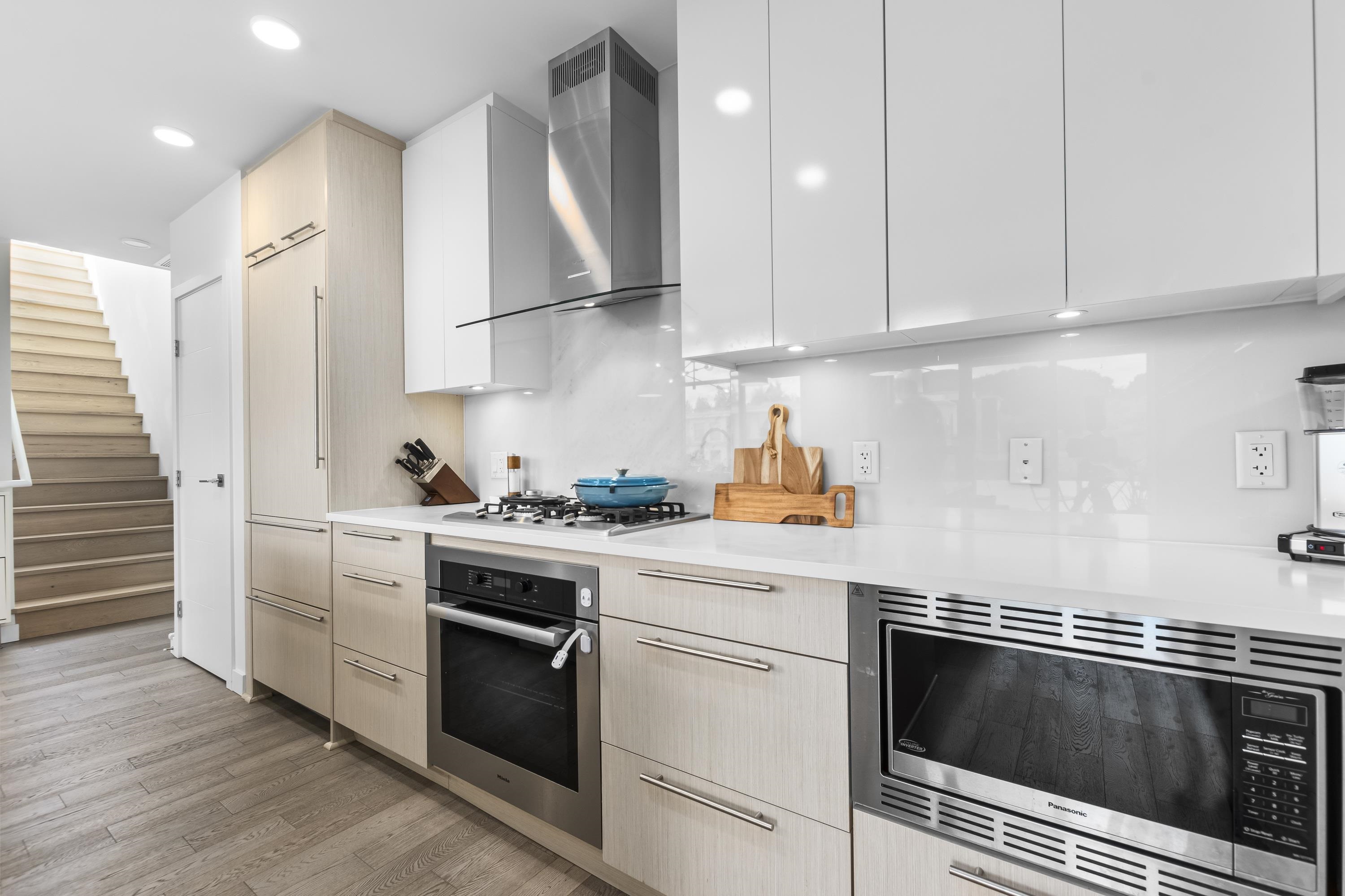 603 5033 CAMBIE STREET 12
