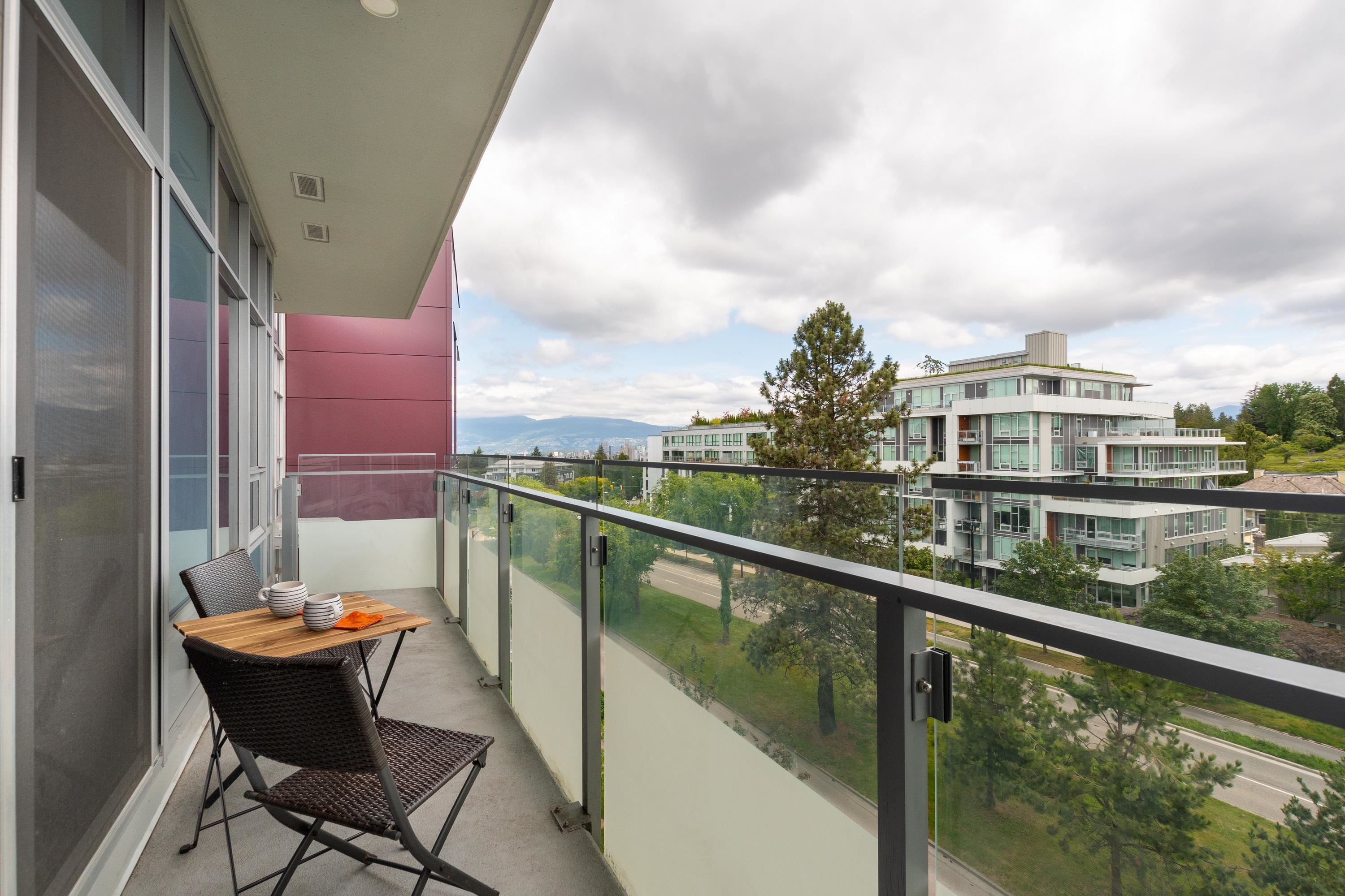 603 5033 CAMBIE STREET 24