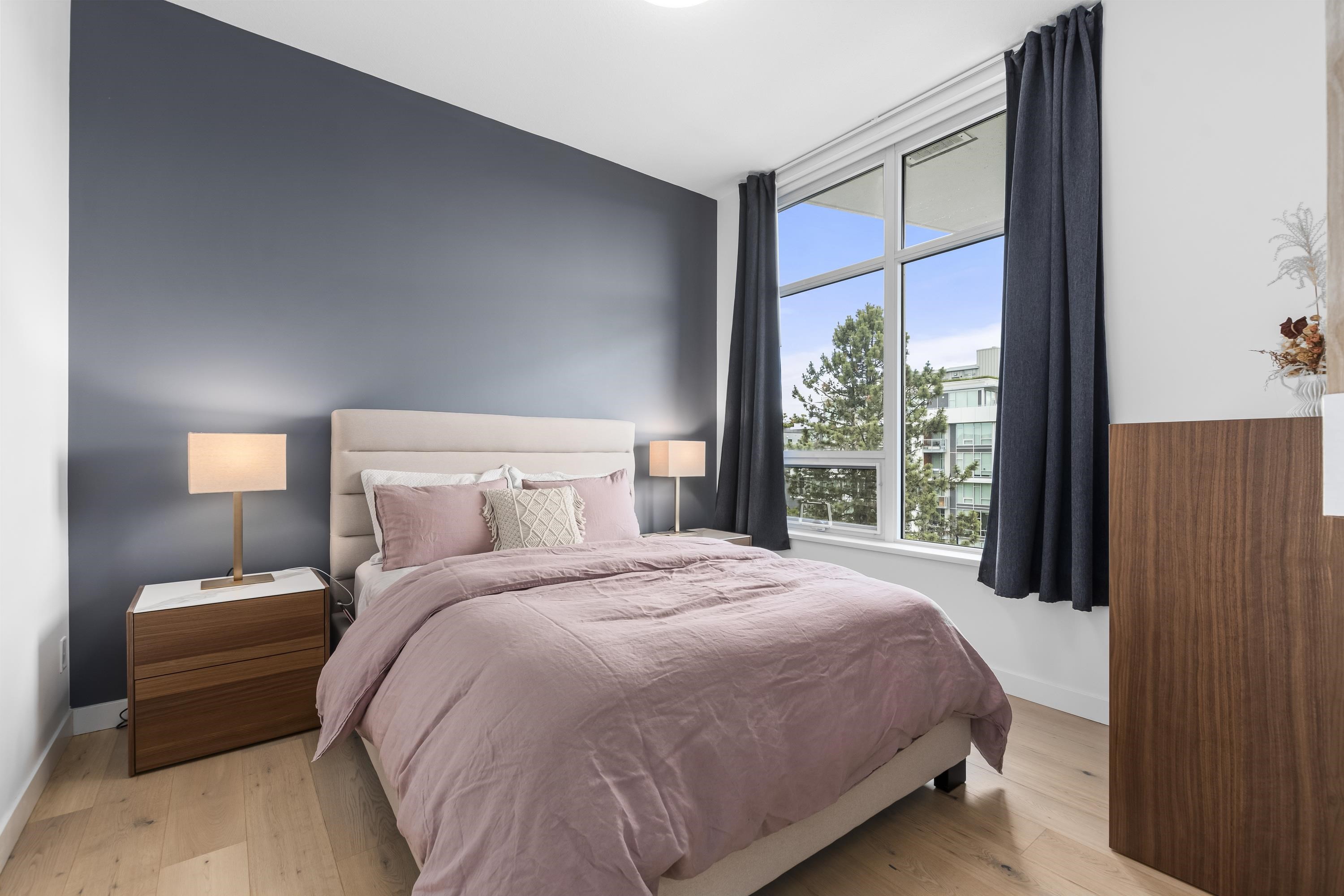 603 5033 CAMBIE STREET 25