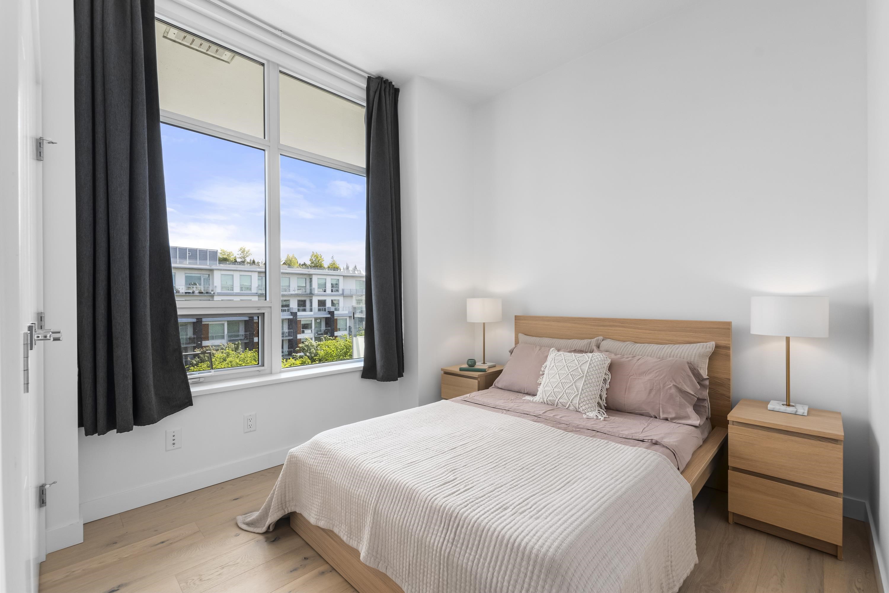 603 5033 CAMBIE STREET 28