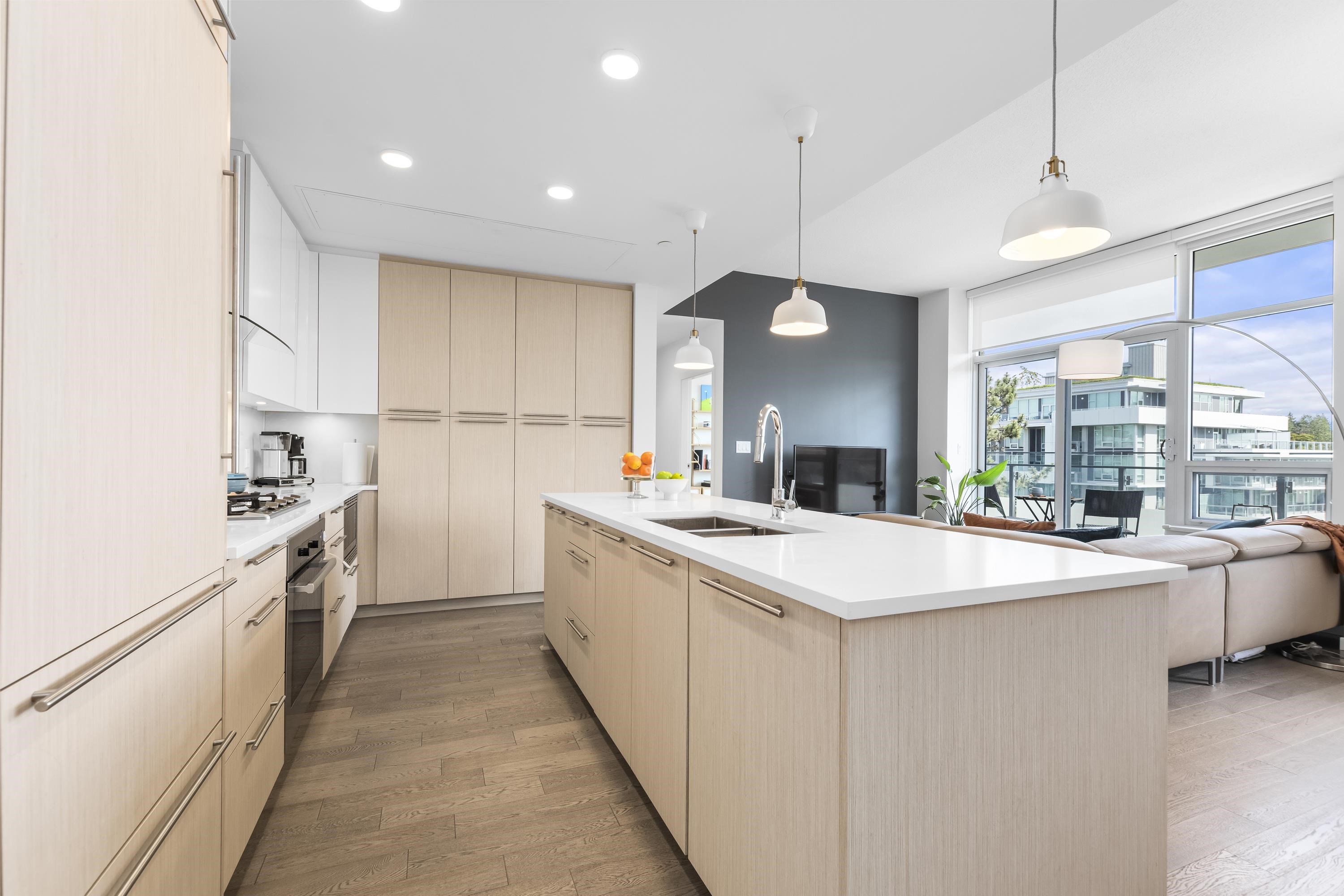 603 5033 CAMBIE STREET 7