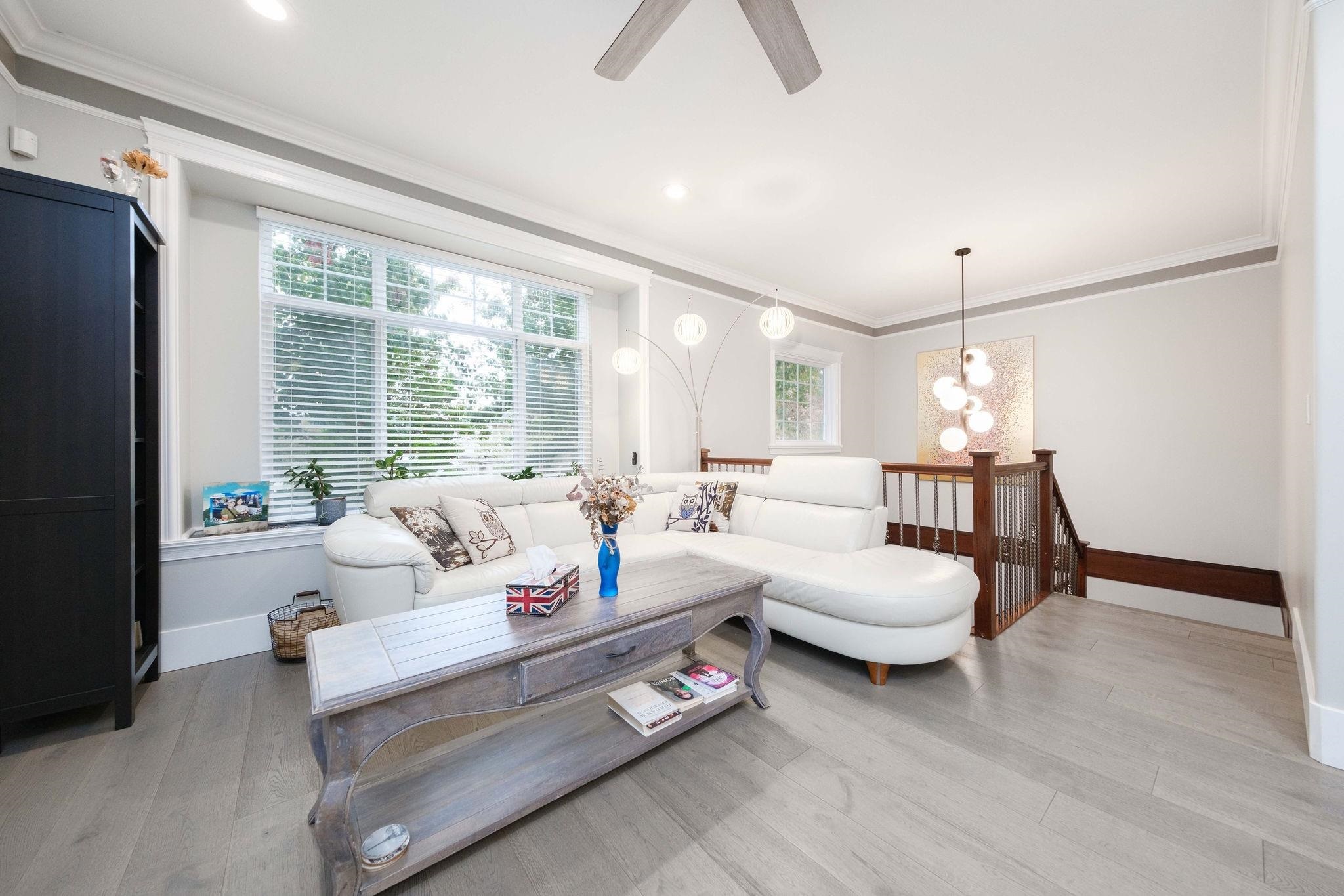 10122 WILLIAMS ROAD 3