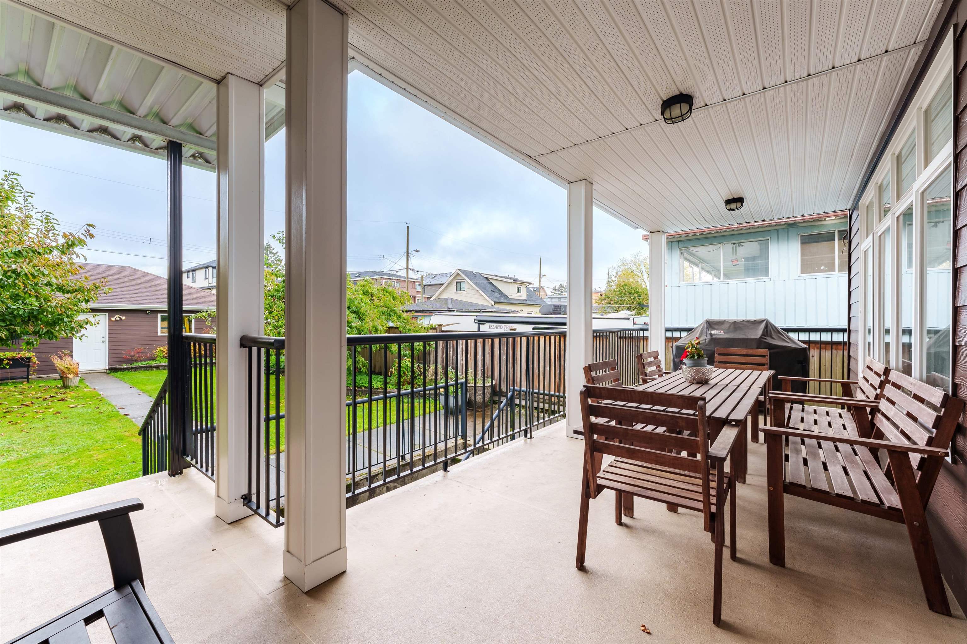 2355 E 54TH AVENUE 33