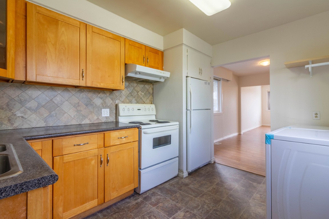 5630 LINCOLN STREET 13