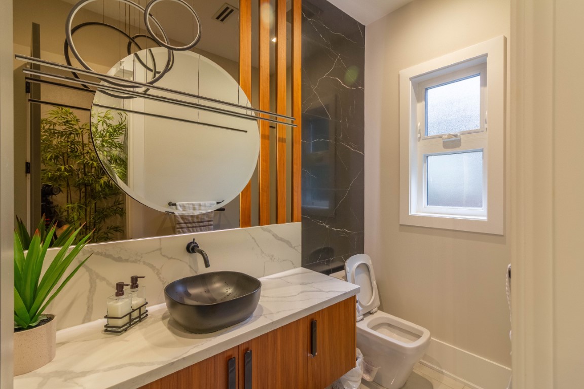 13906 35A AVENUE, SURREY 15