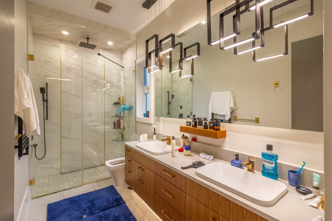 13906 35A AVENUE, SURREY 28