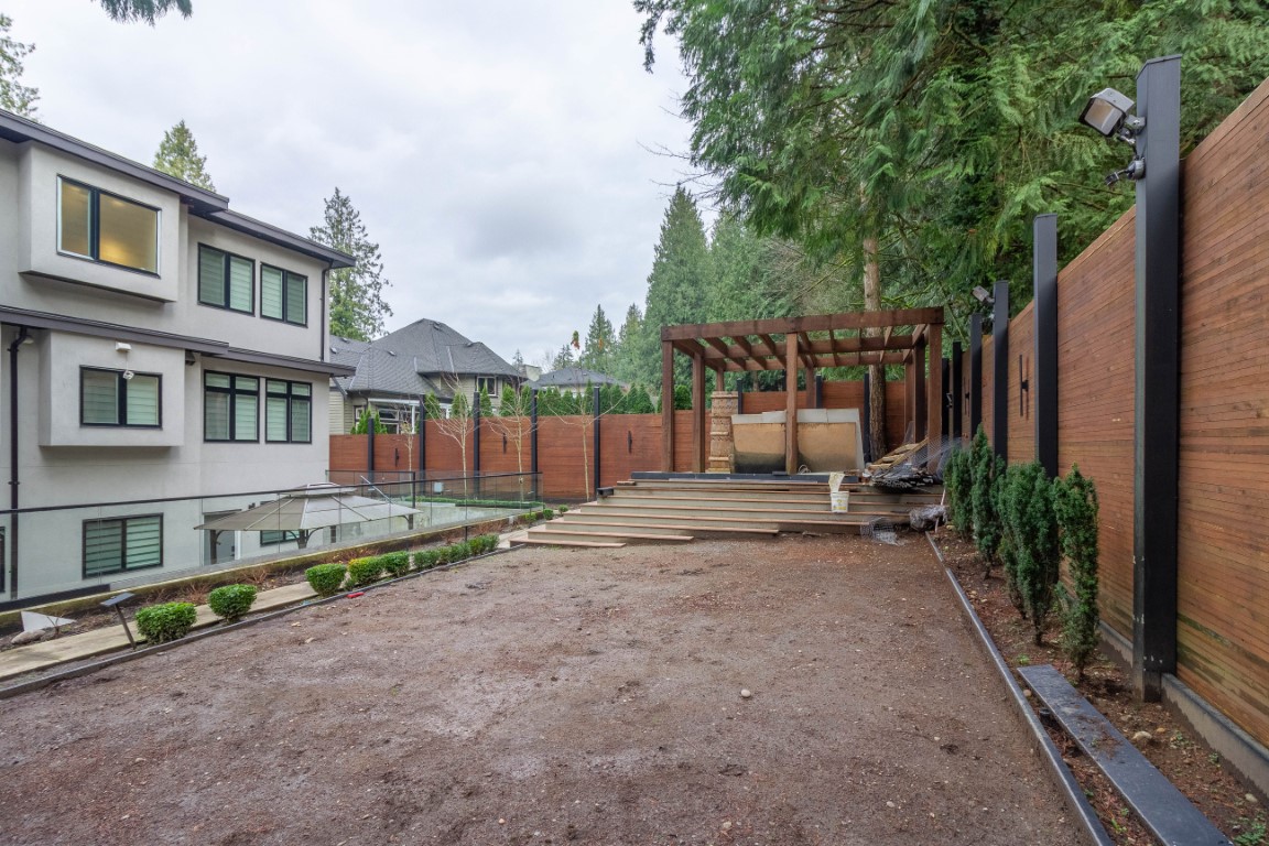 13906 35A AVENUE, SURREY 36