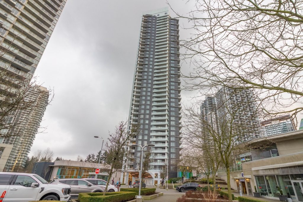 704 9887 WHALLEY BOULEVARD, SURREY