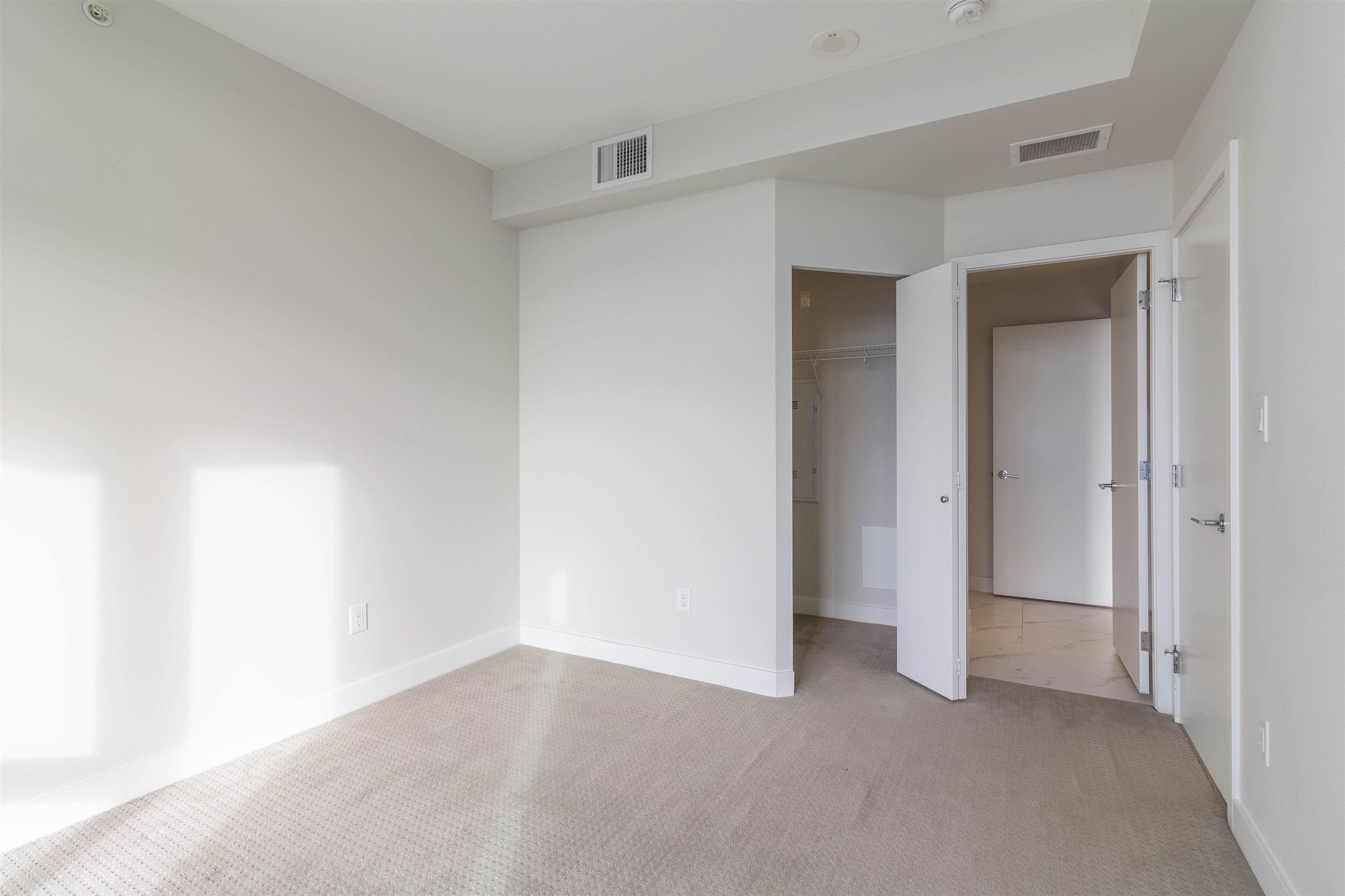 4003 1788 GILMORE AVENUE 13
