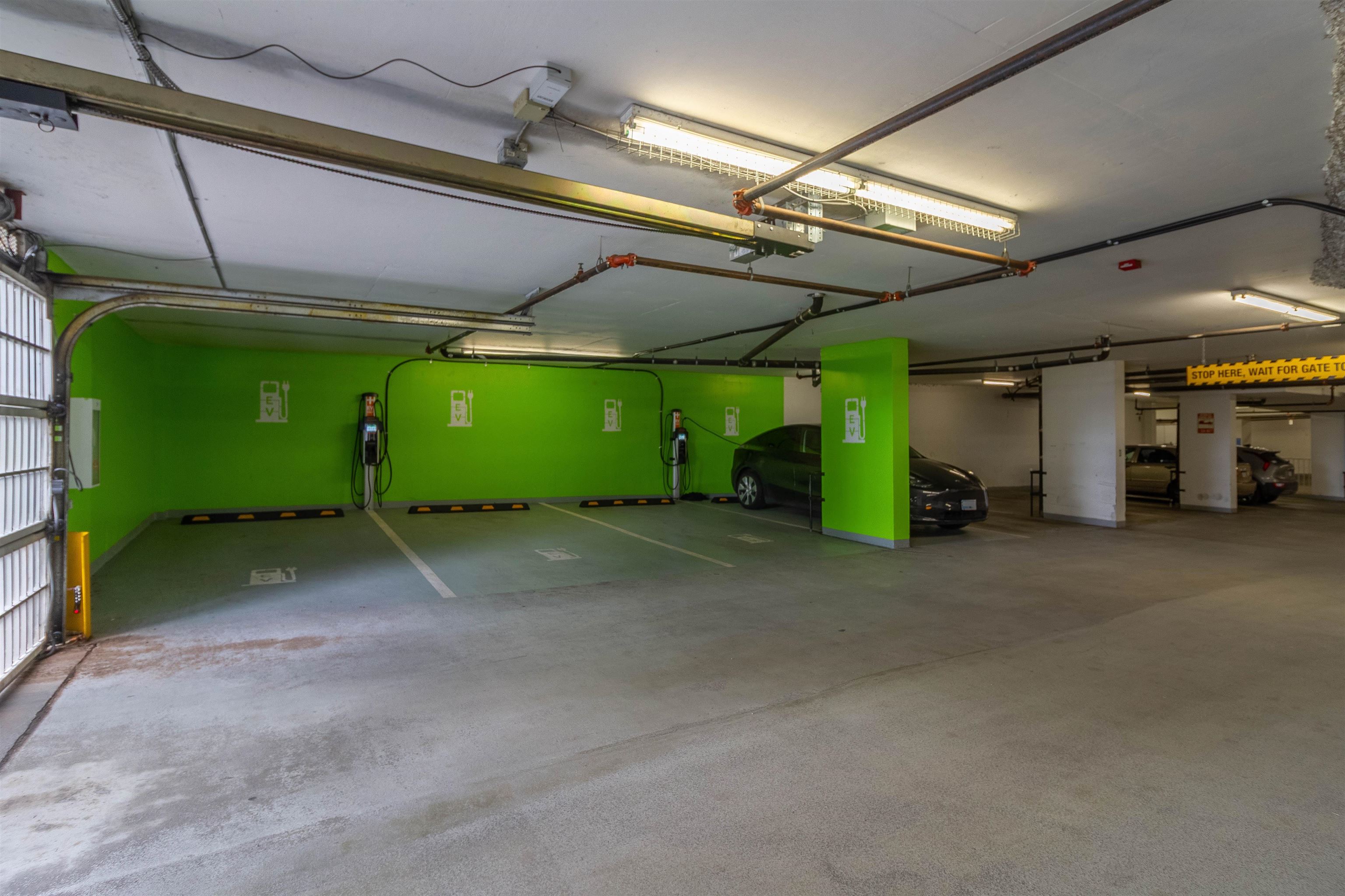1406 4888 BRENTWOOD DRIVE 38