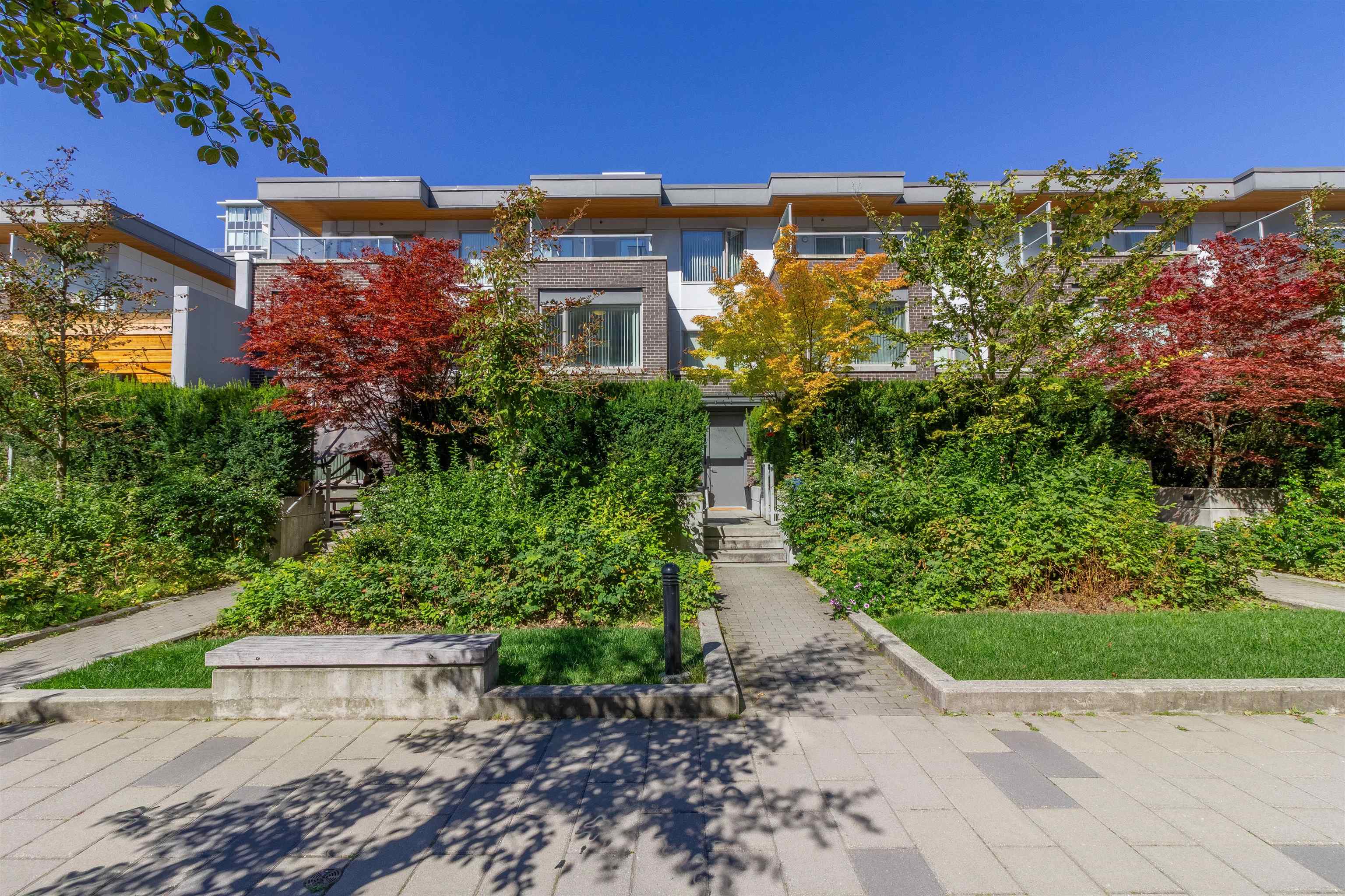 118 9050 HIGHLAND COURT 2