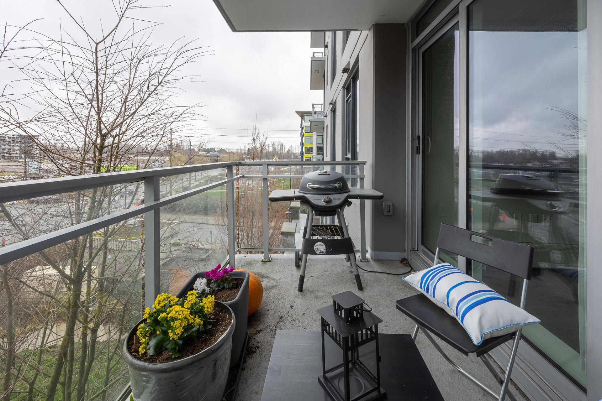 301 3281 E KENT AVENUE NORTH 22