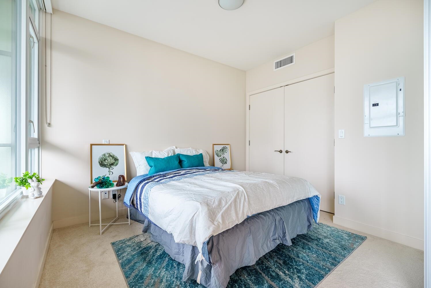 703 6383 MCKAY AVENUE 6