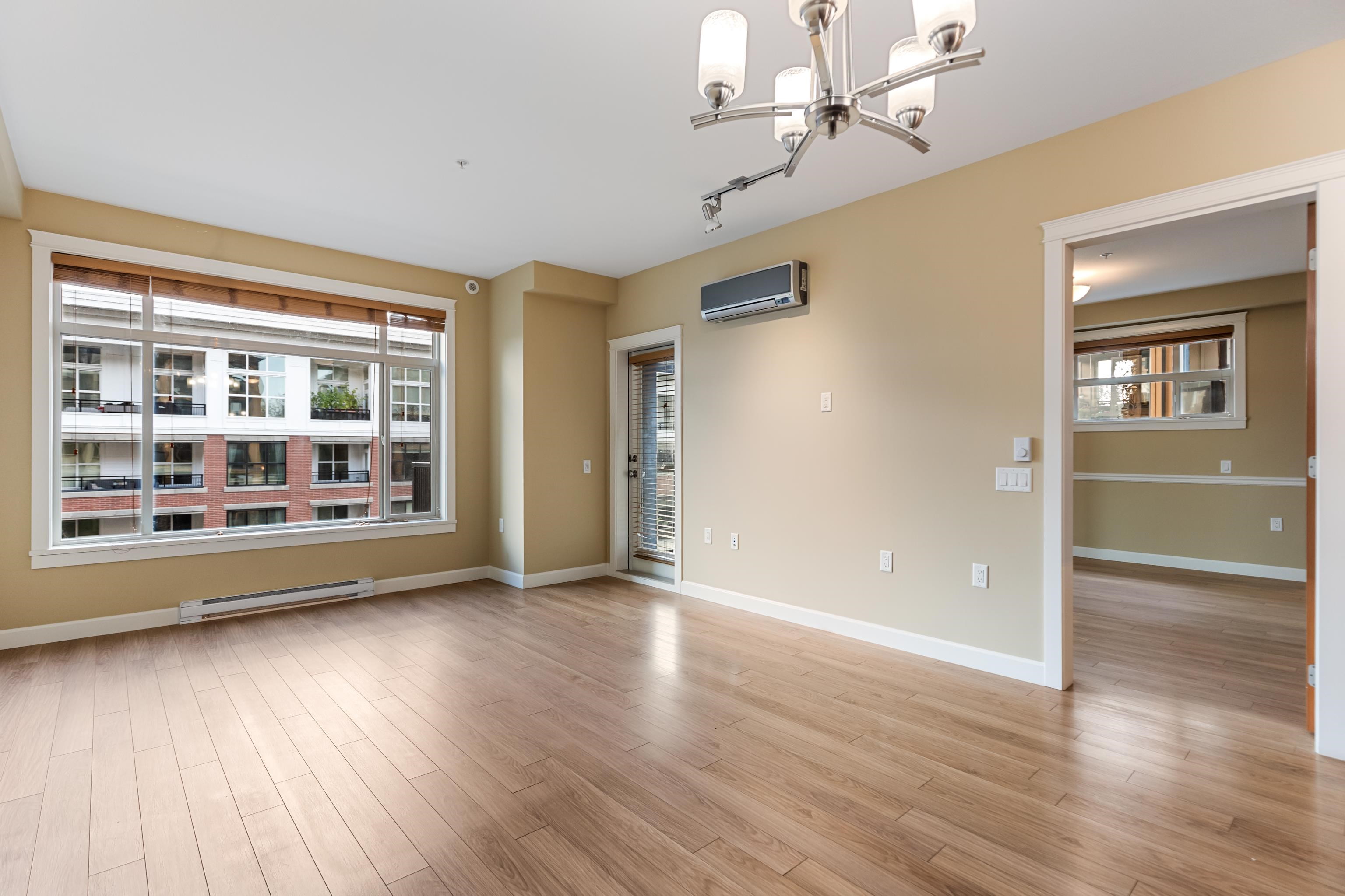 426A 8157 207 STREET 12