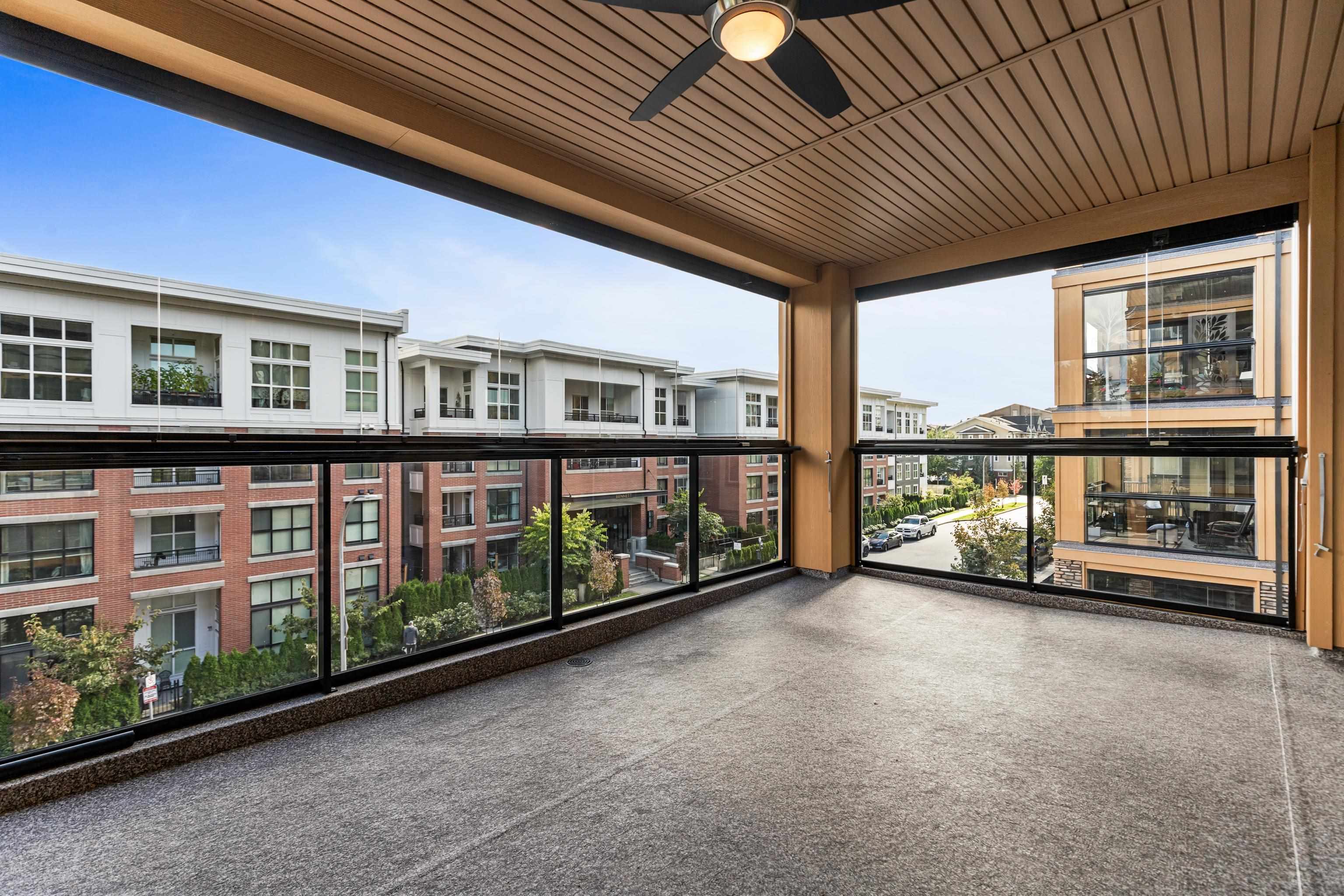 426A 8157 207 STREET 30