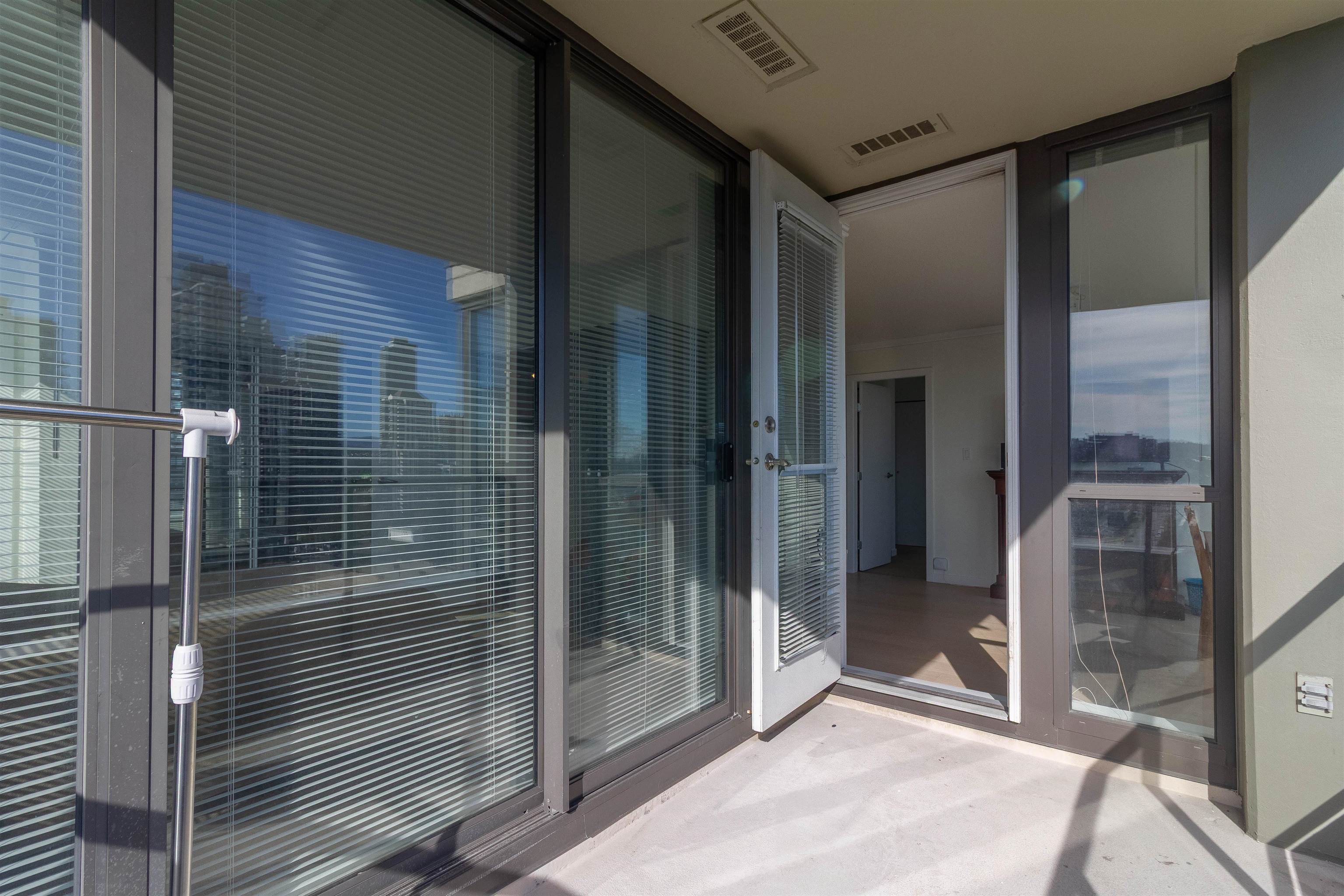 1906 4118 DAWSON STREET 18