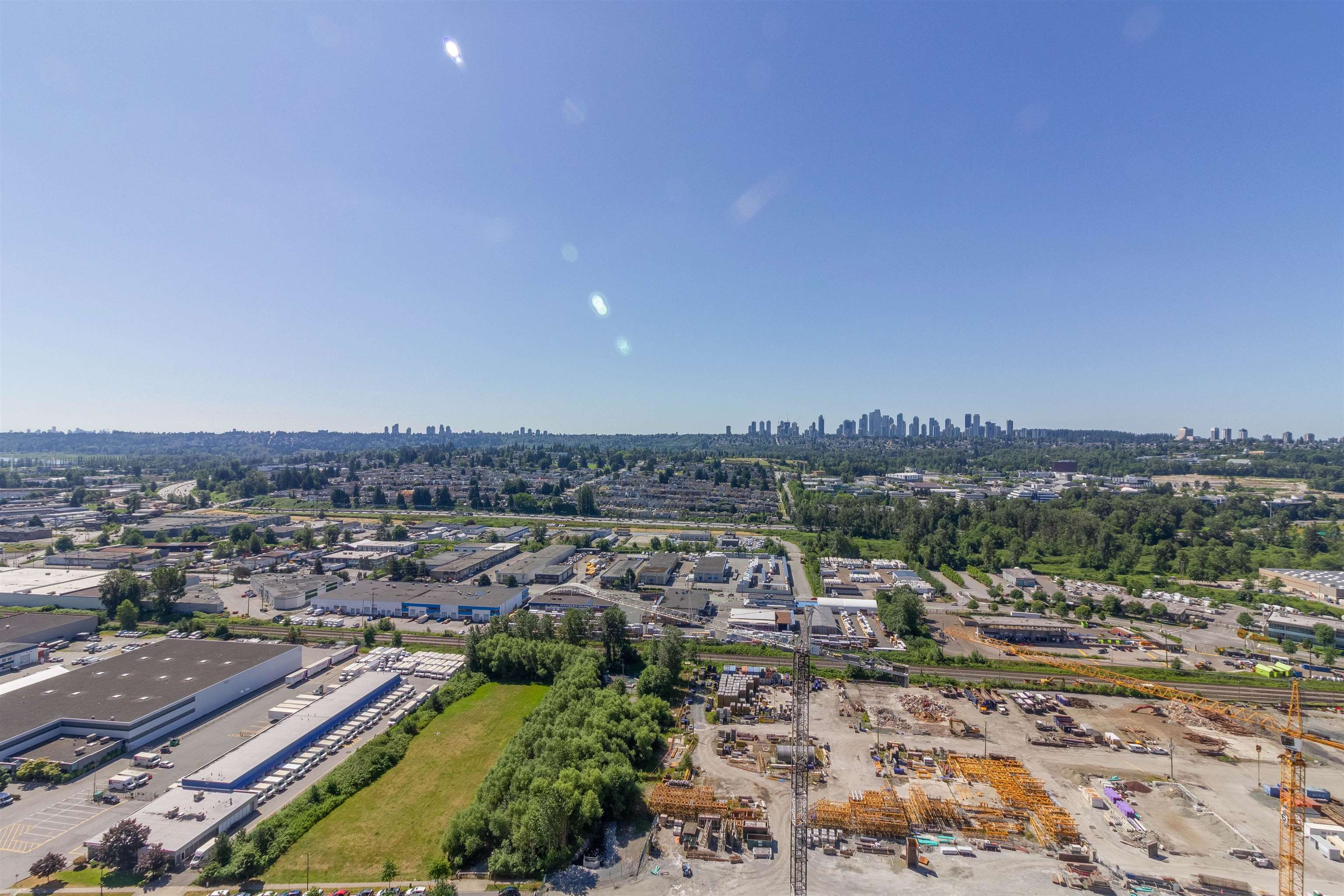2909 4890 LOUGHEED HIGHWAY 15