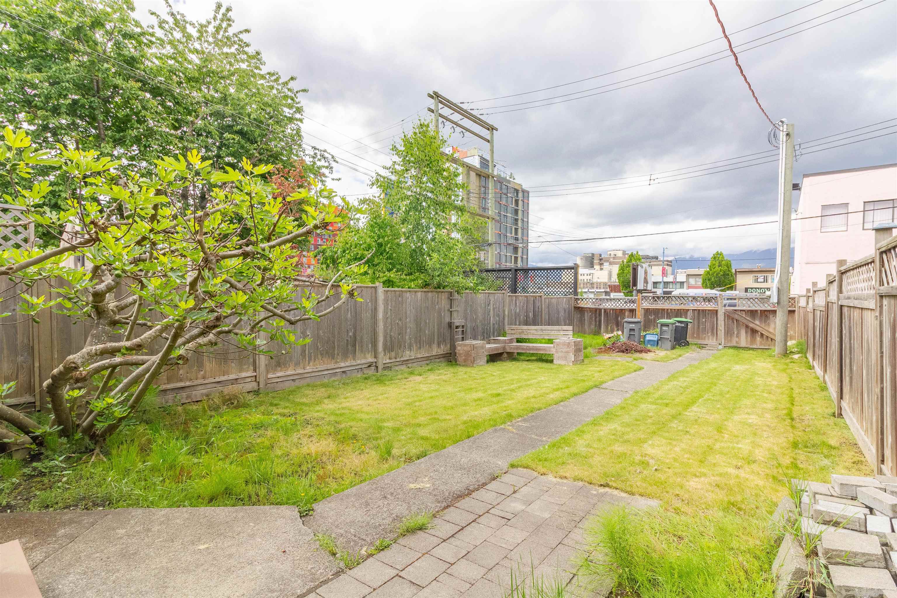 1127 E PENDER STREET 30