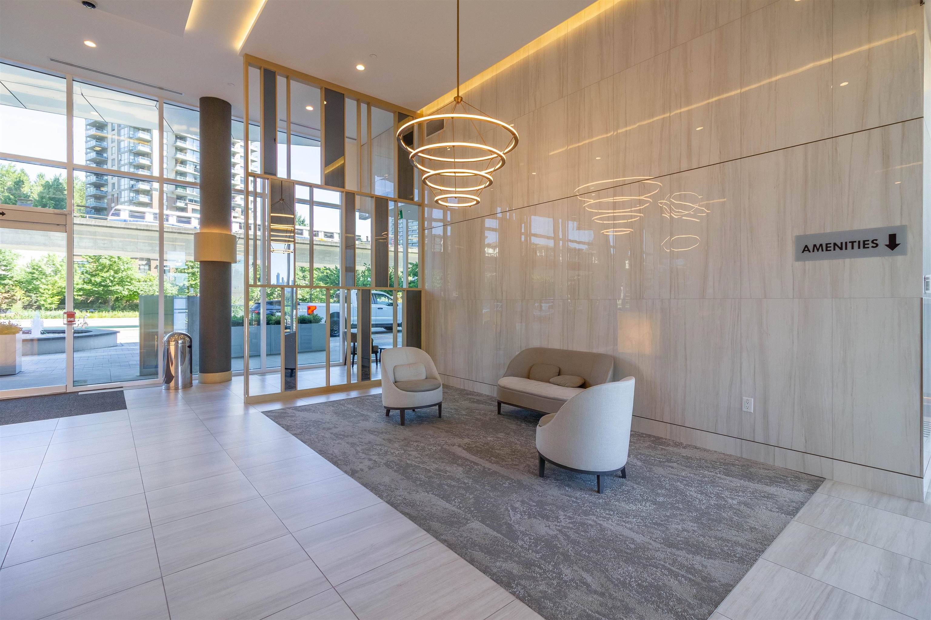 2909 4890 LOUGHEED HIGHWAY 29