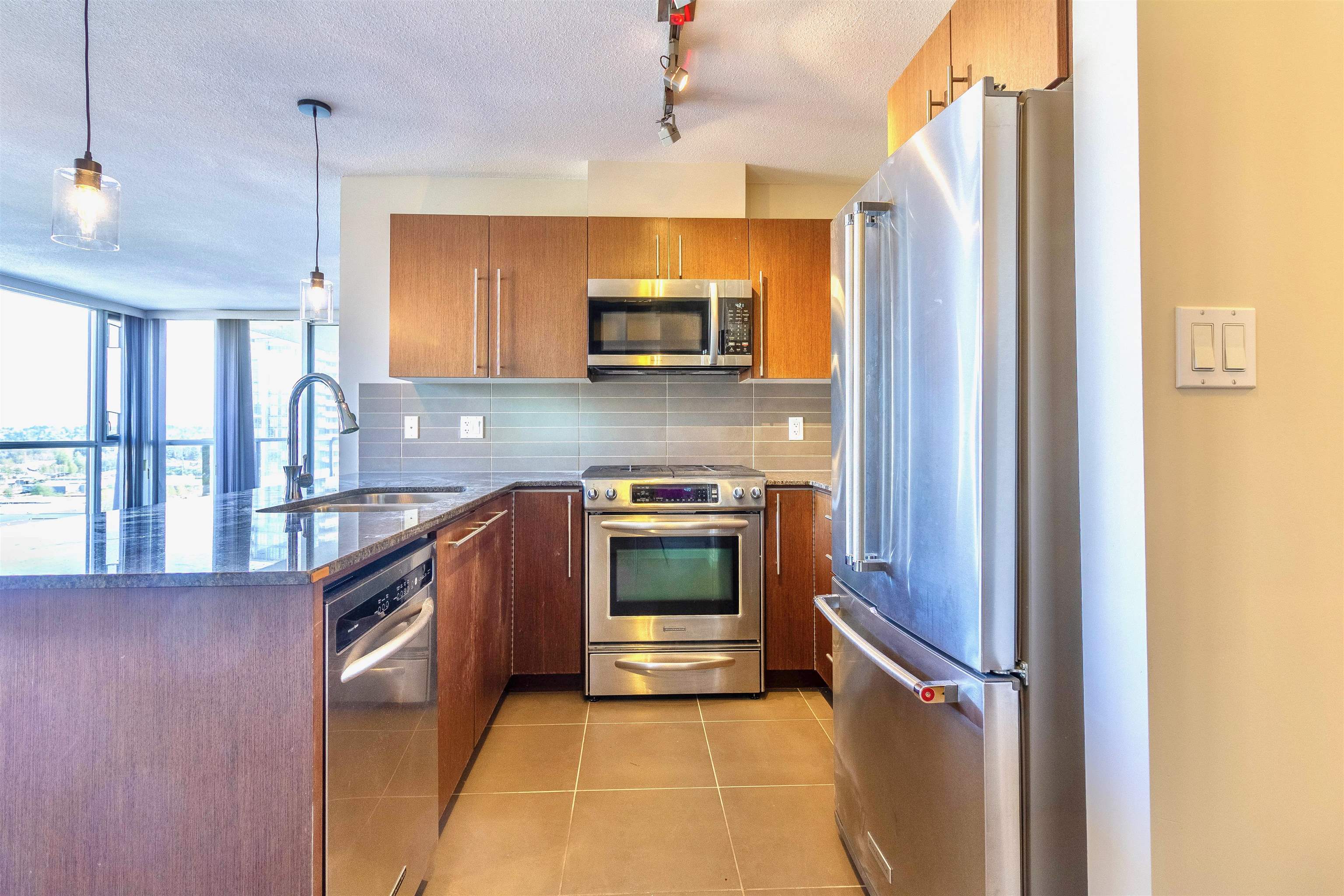 1407 4888 BRENTWOOD DRIVE 10