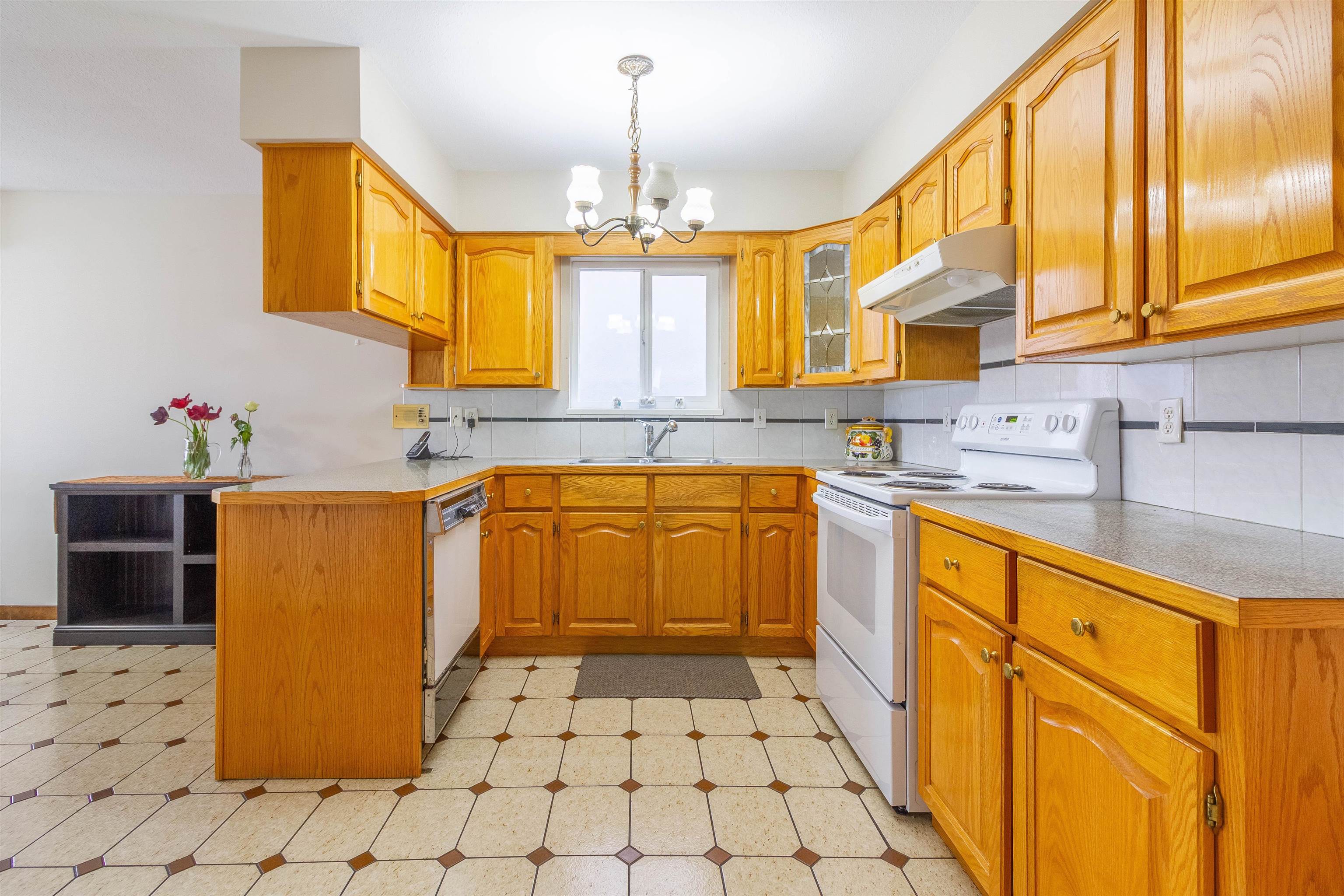 4651 GEORGIA STREET 11