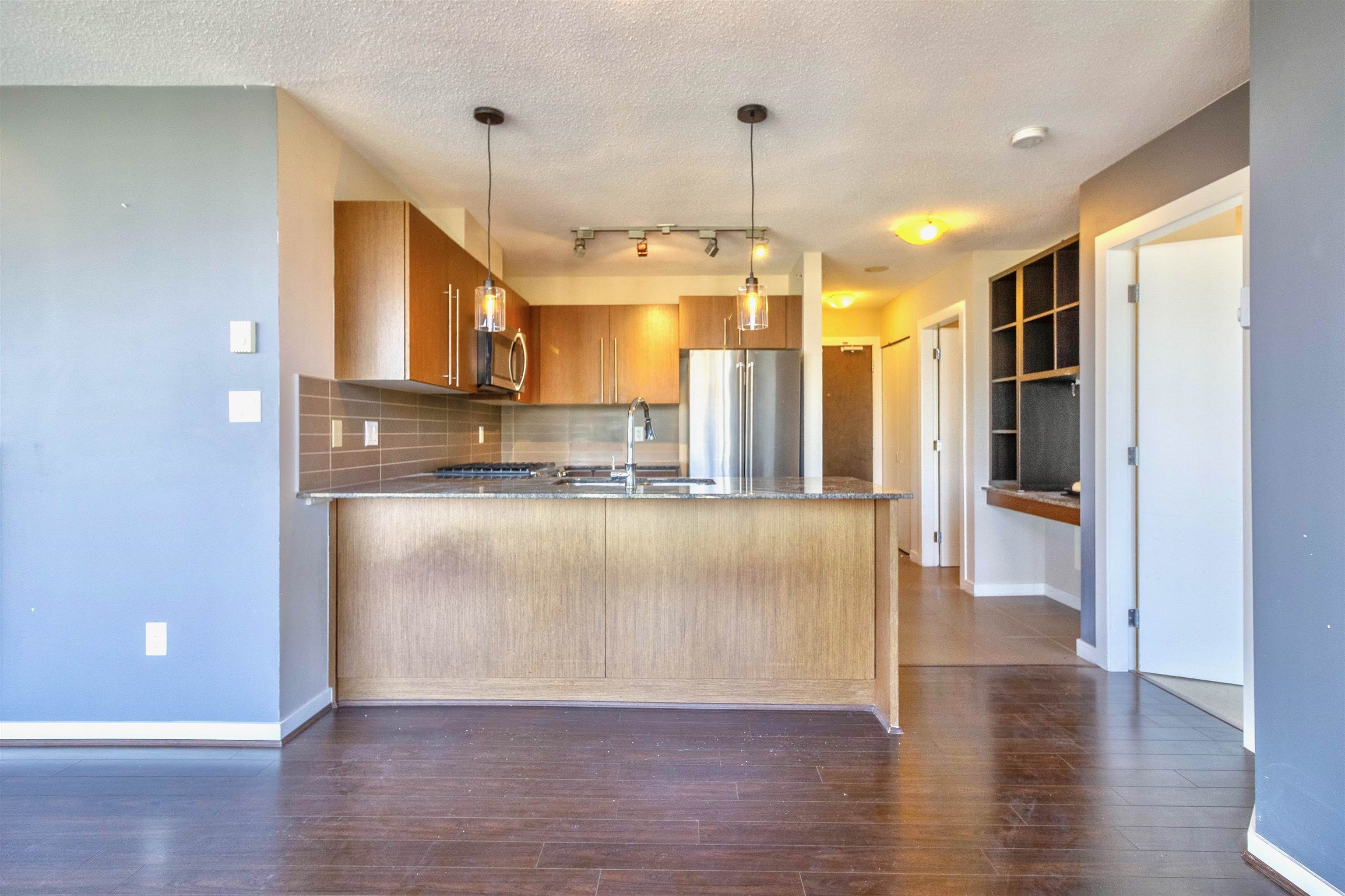 1407 4888 BRENTWOOD DRIVE 9