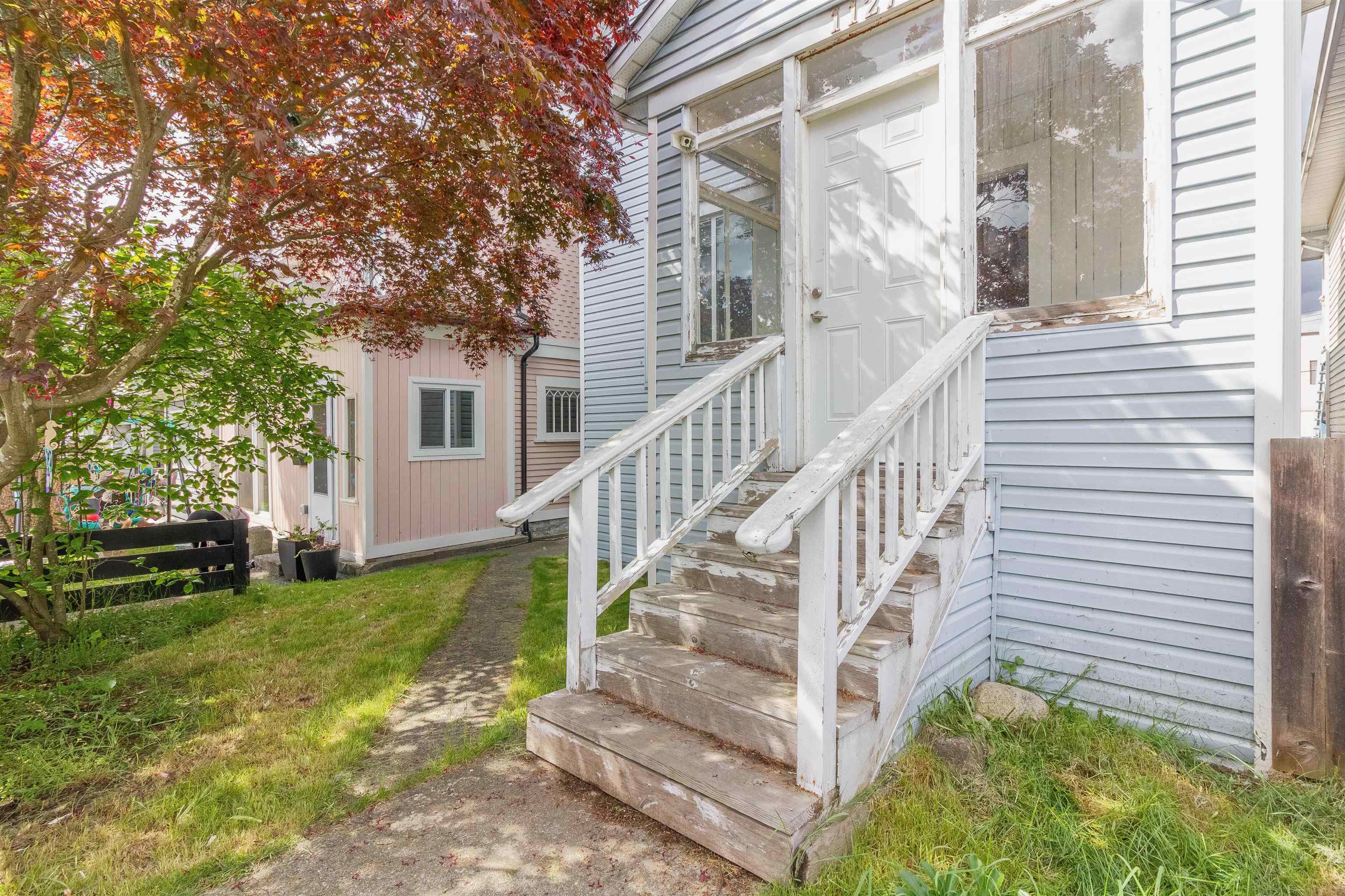 1127 E PENDER STREET 35