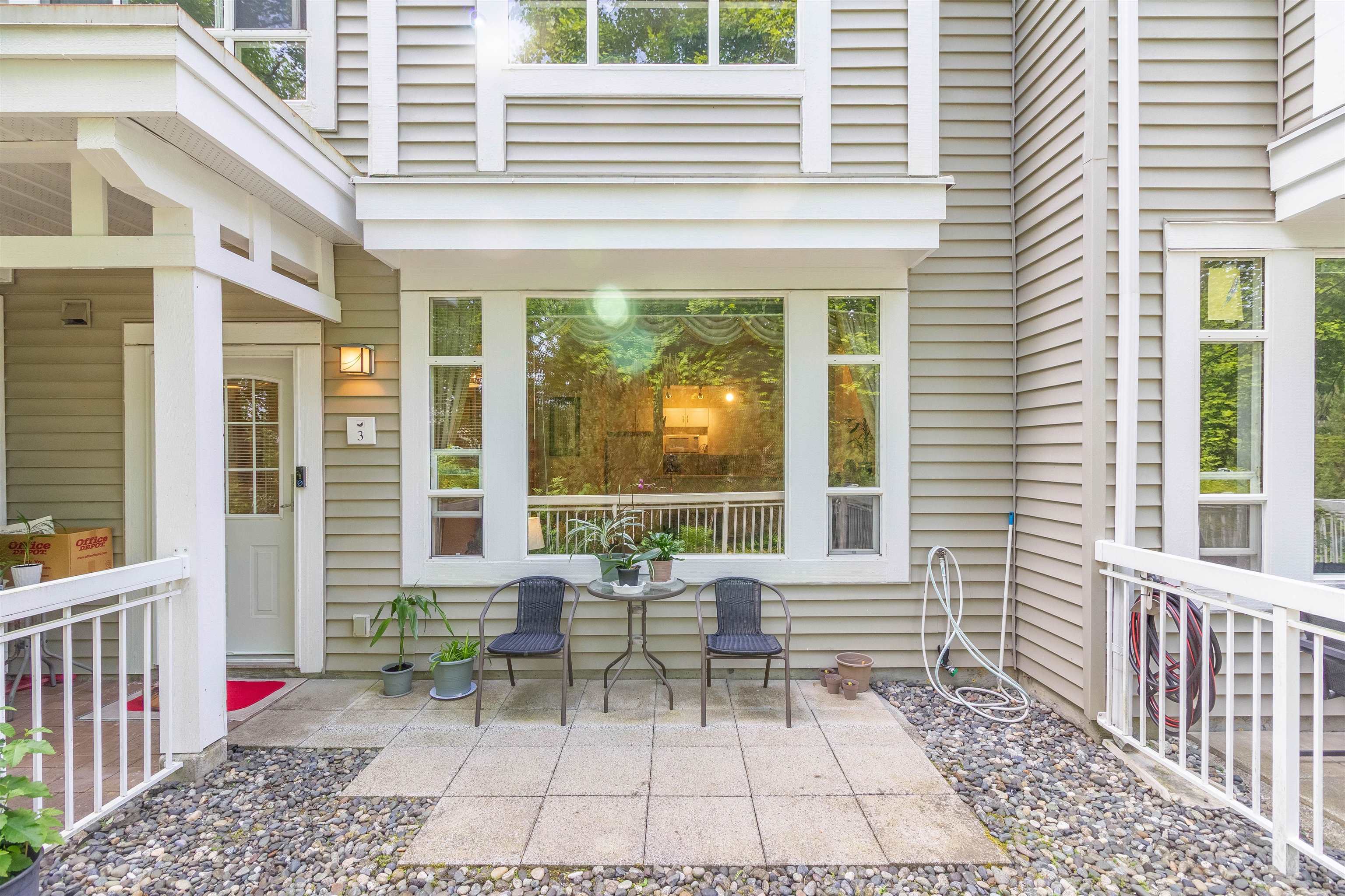 3 3033 TERRAVISTA PLACE 30