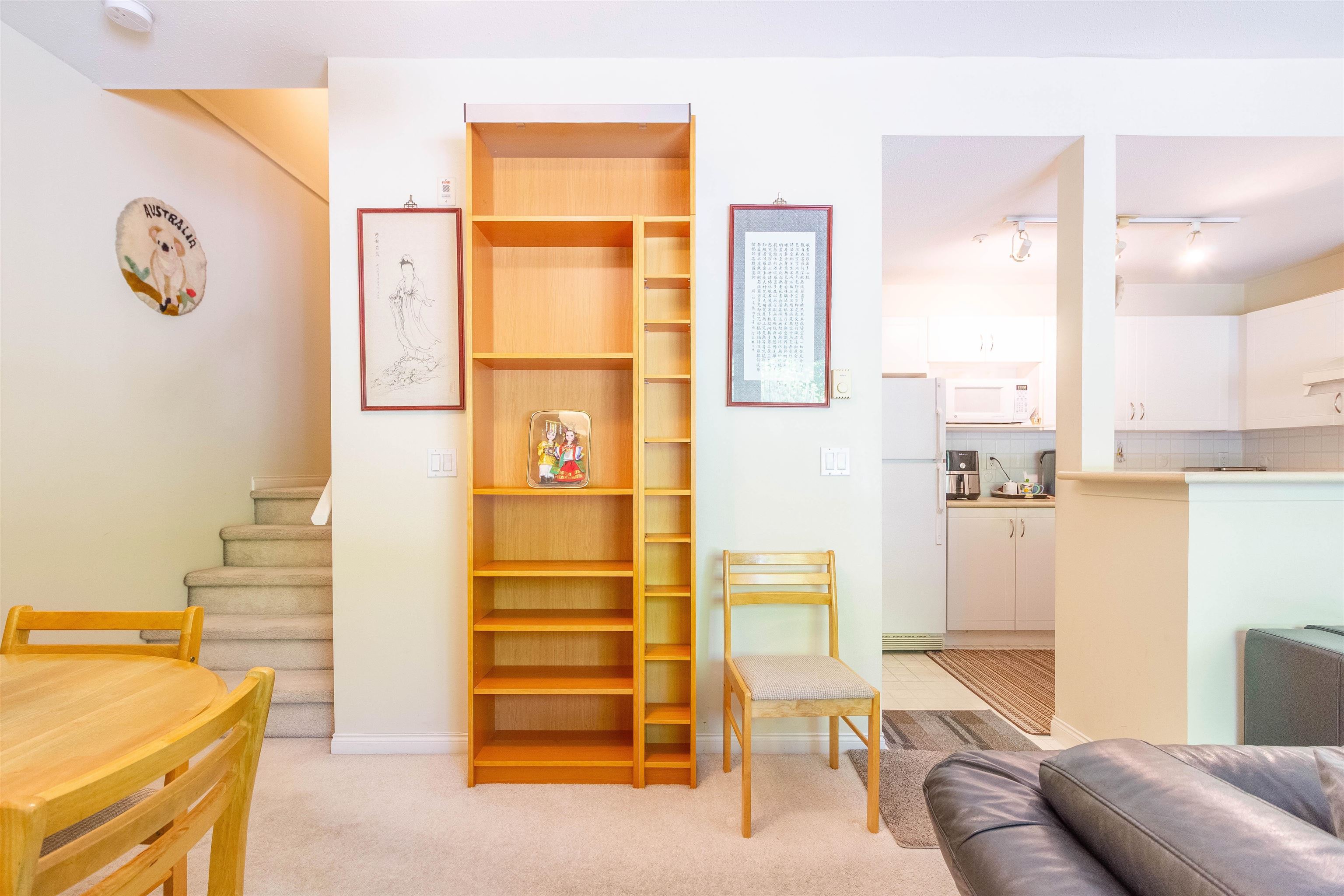 3 3033 TERRAVISTA PLACE 8