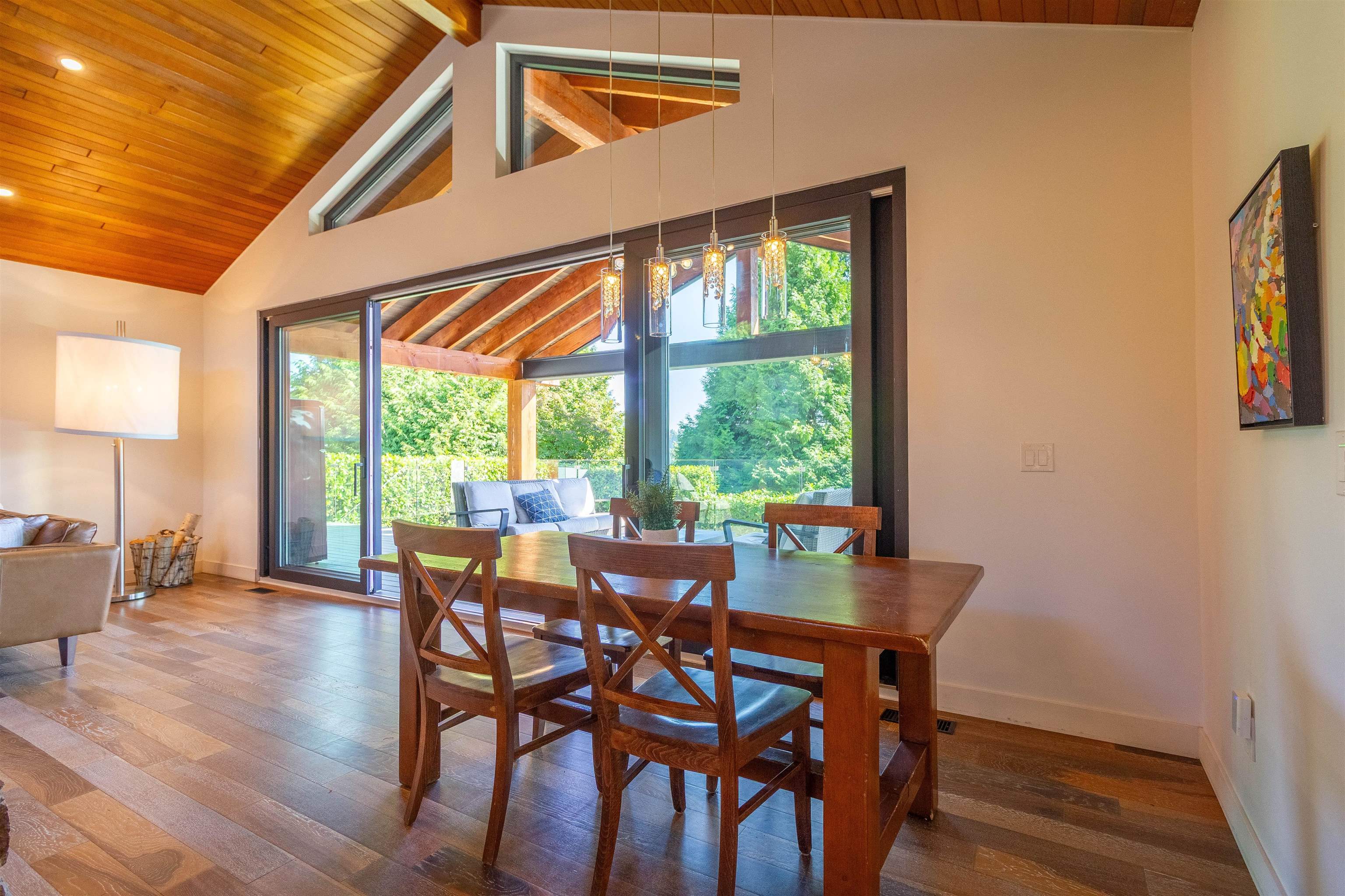 302 OXFORD DRIVE 4
