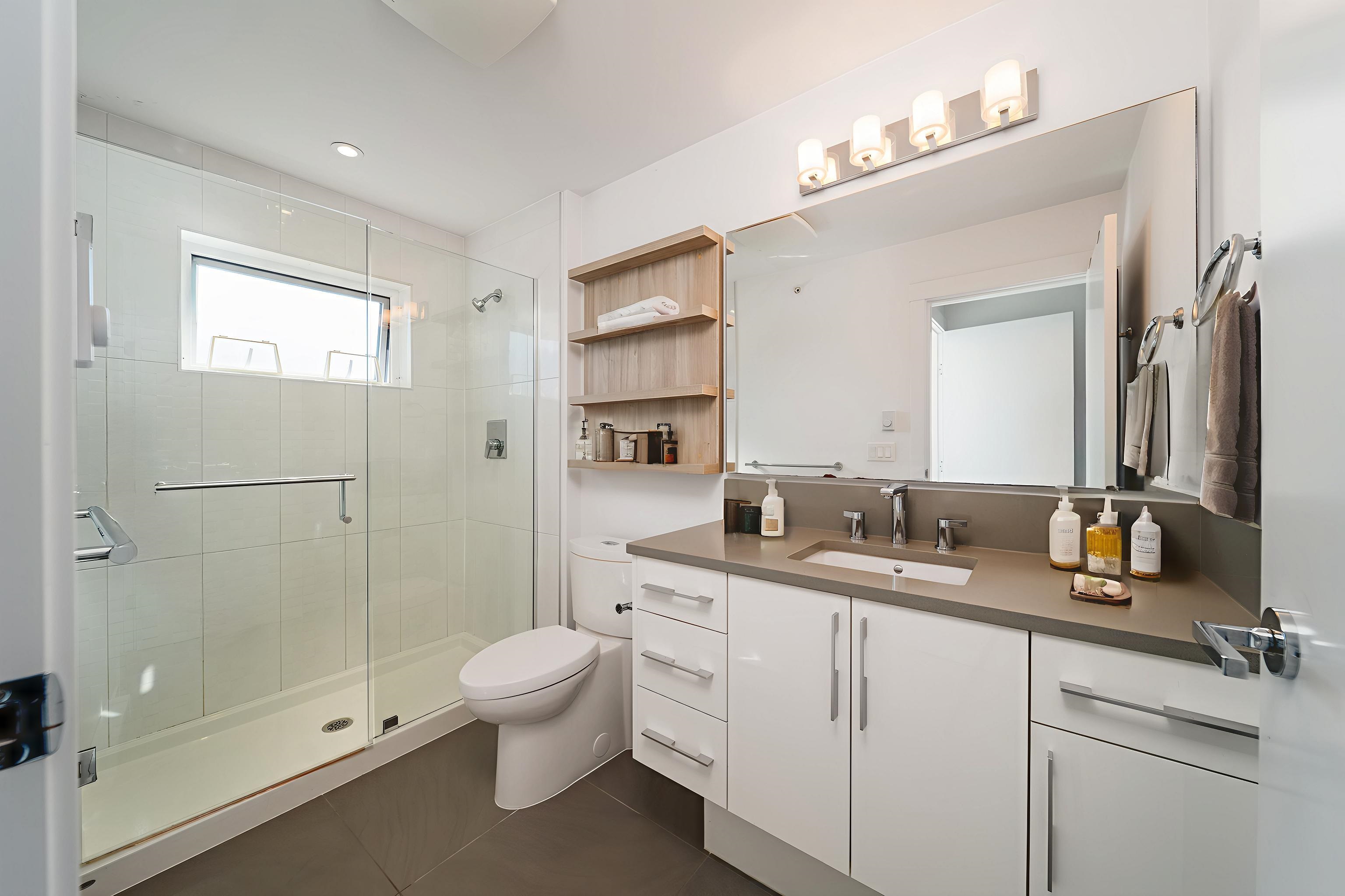 18 7039 MACPHERSON AVENUE 21