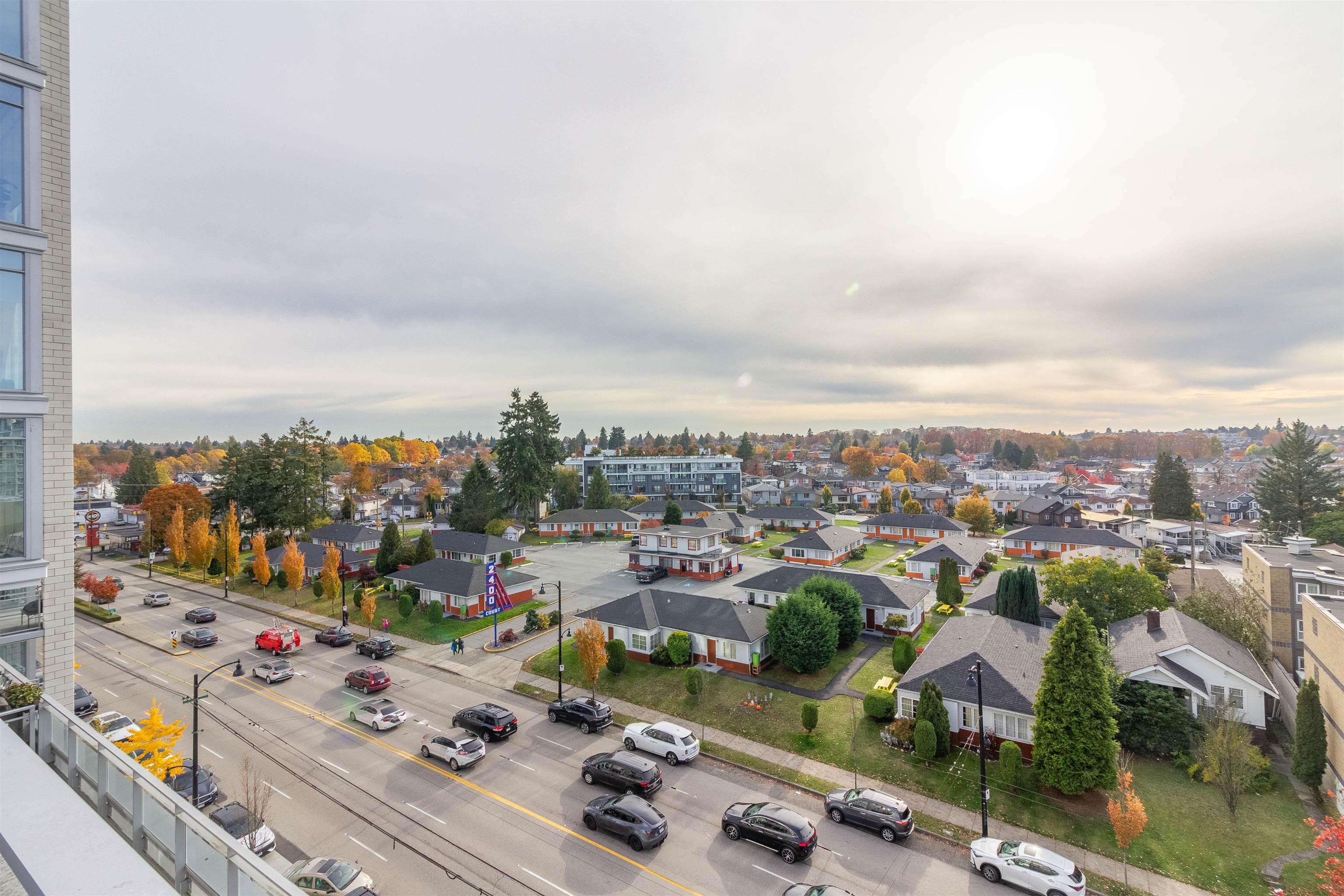 302 2435 KINGSWAY 28