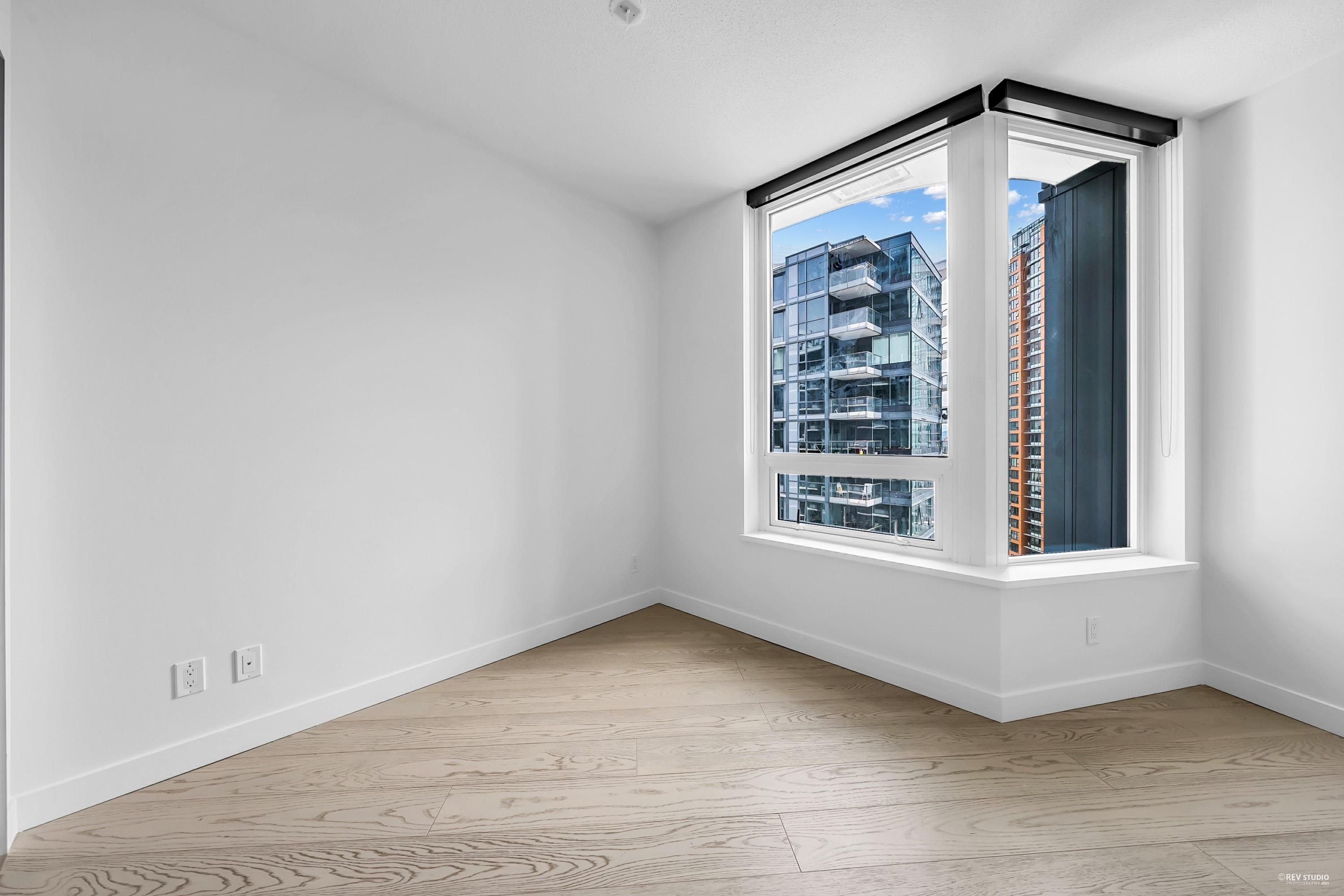1608 68 SMITHE STREET 25