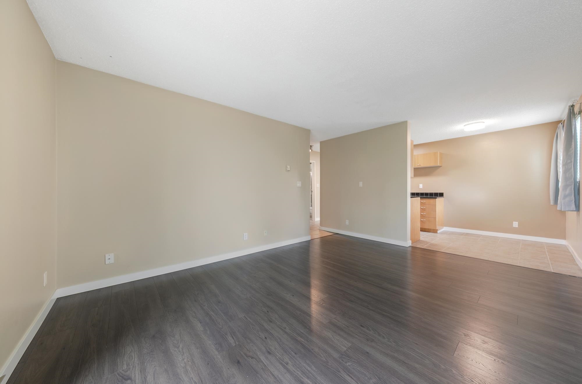 303 1121 HOWIE AVENUE 10