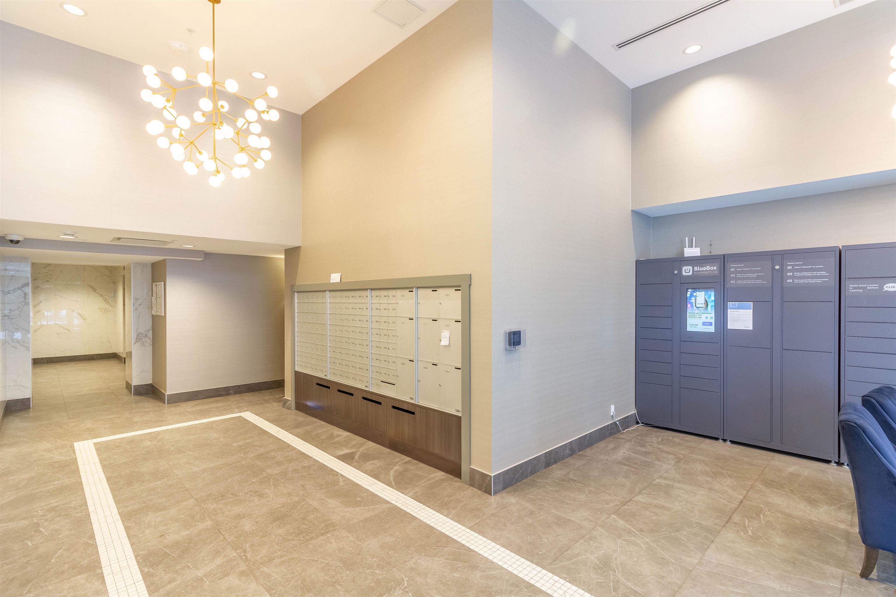 302 2435 KINGSWAY 20