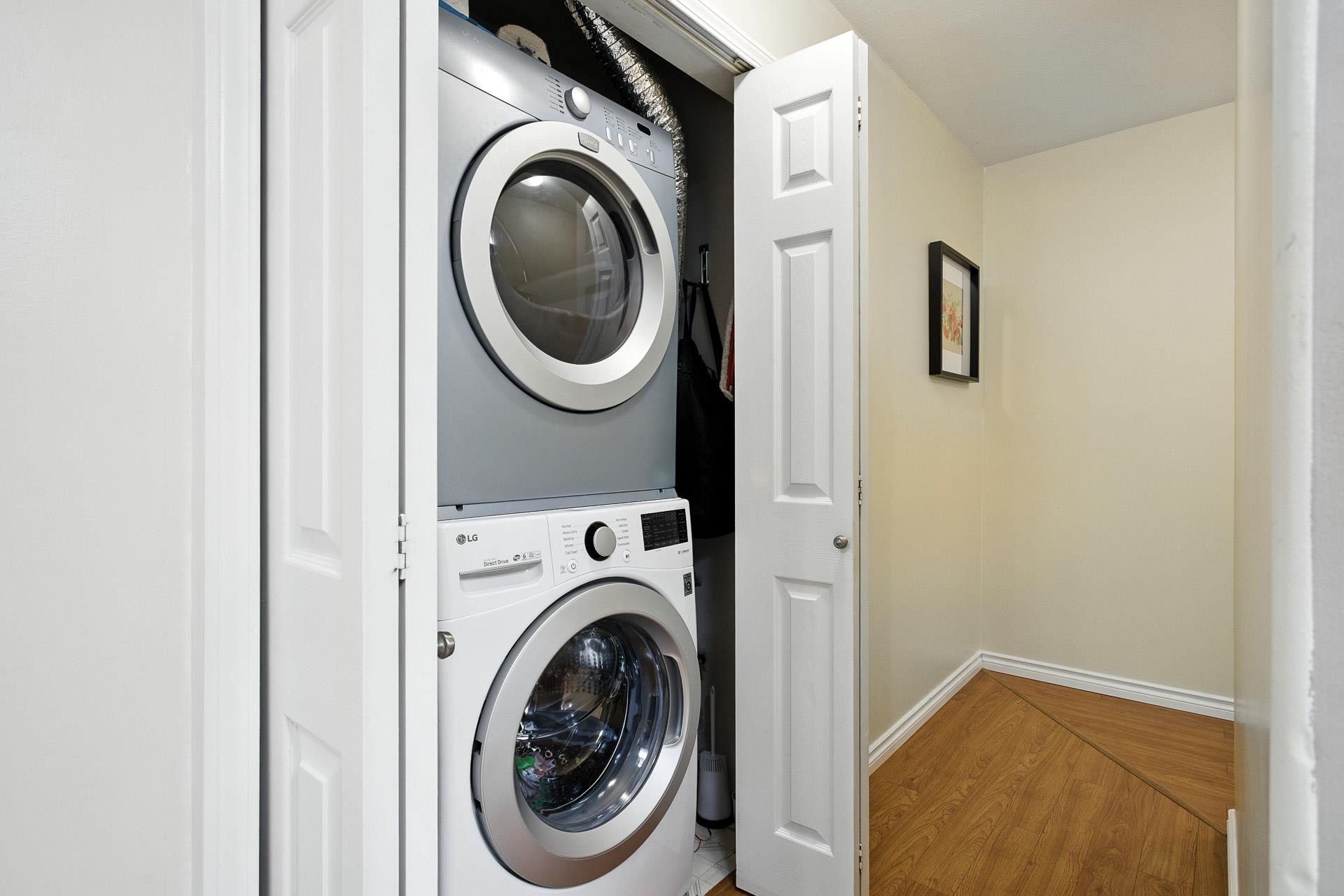 303 2357 WHYTE AVENUE 25