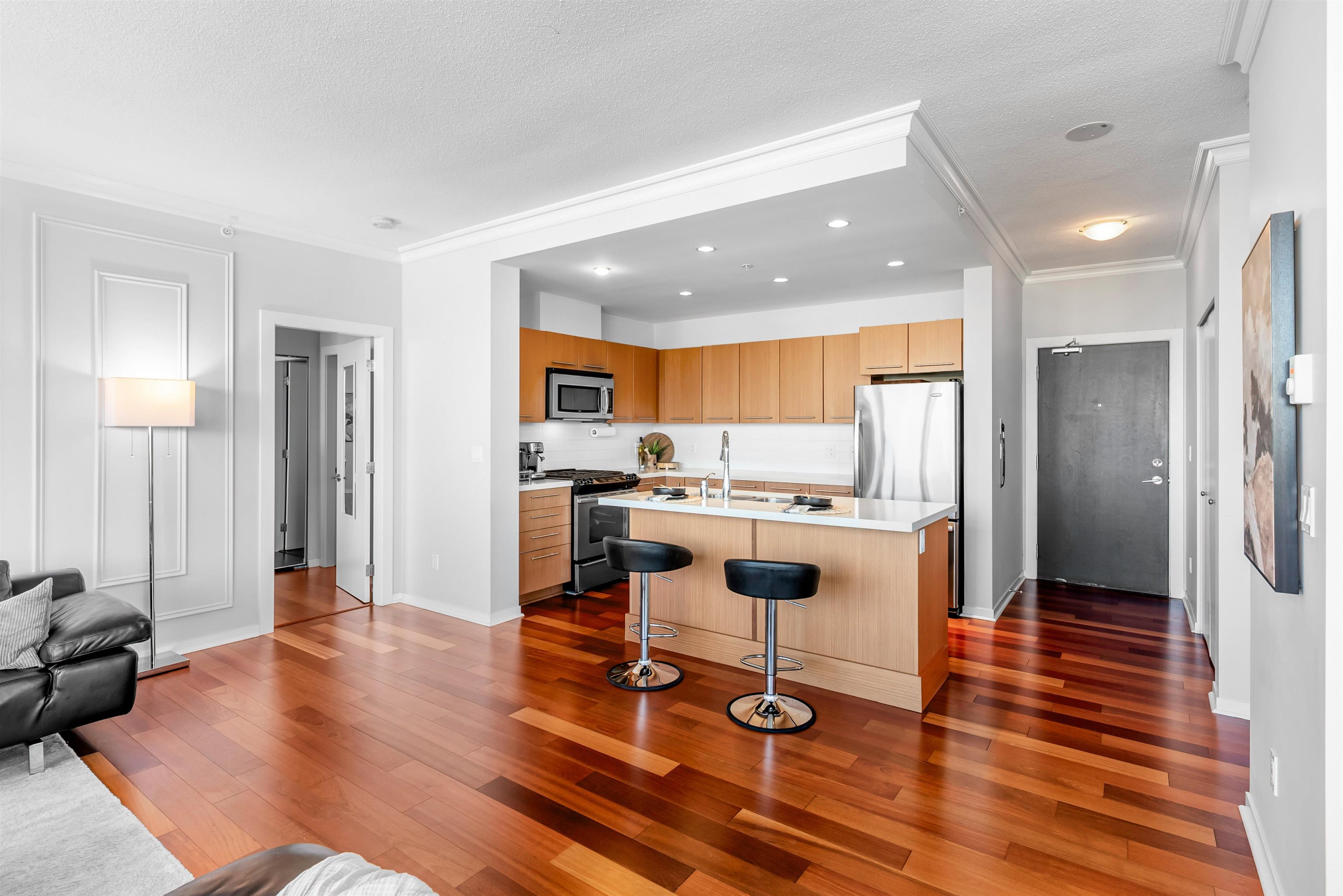 3103 2133 DOUGLAS ROAD 12