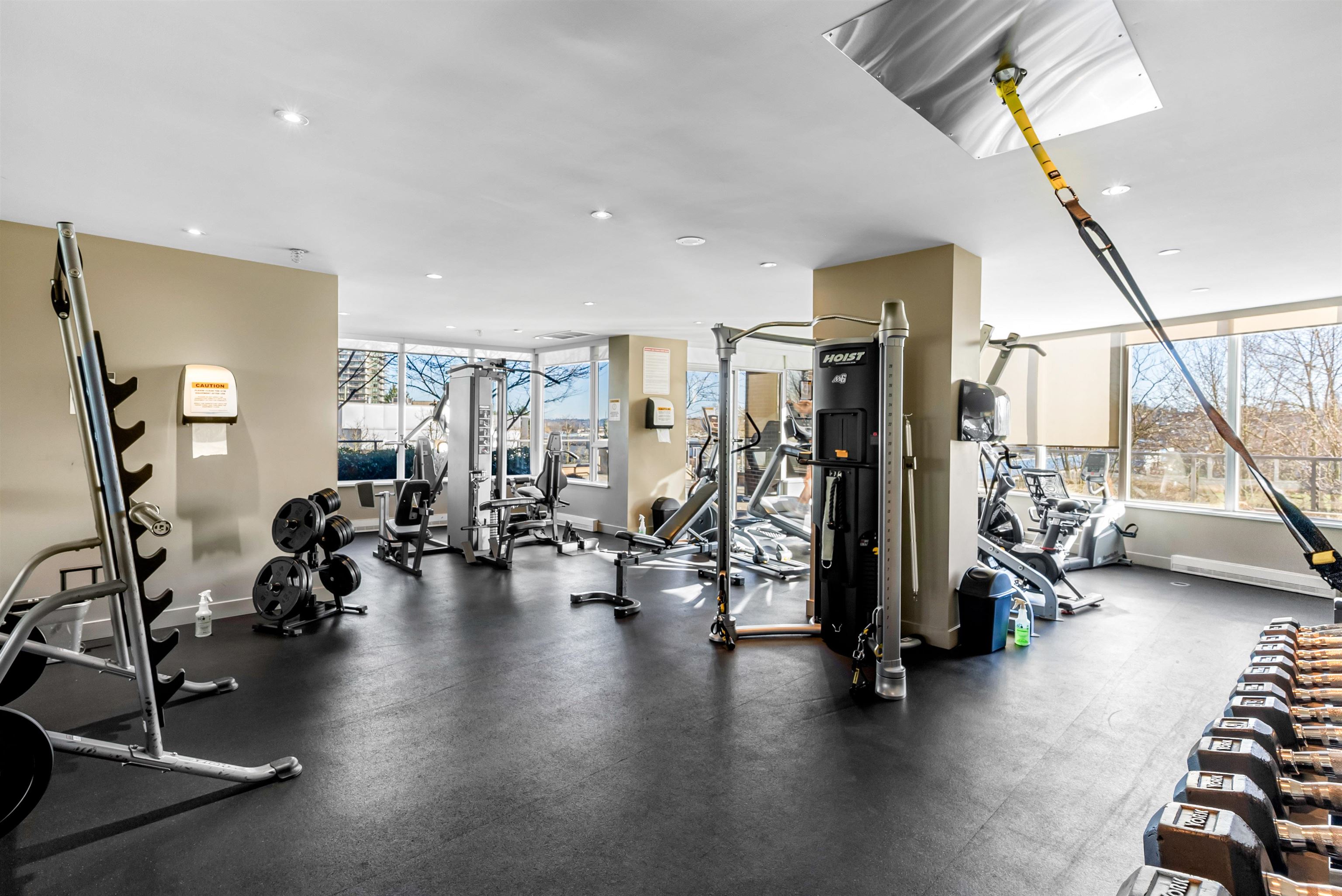 3103 2133 DOUGLAS ROAD 31