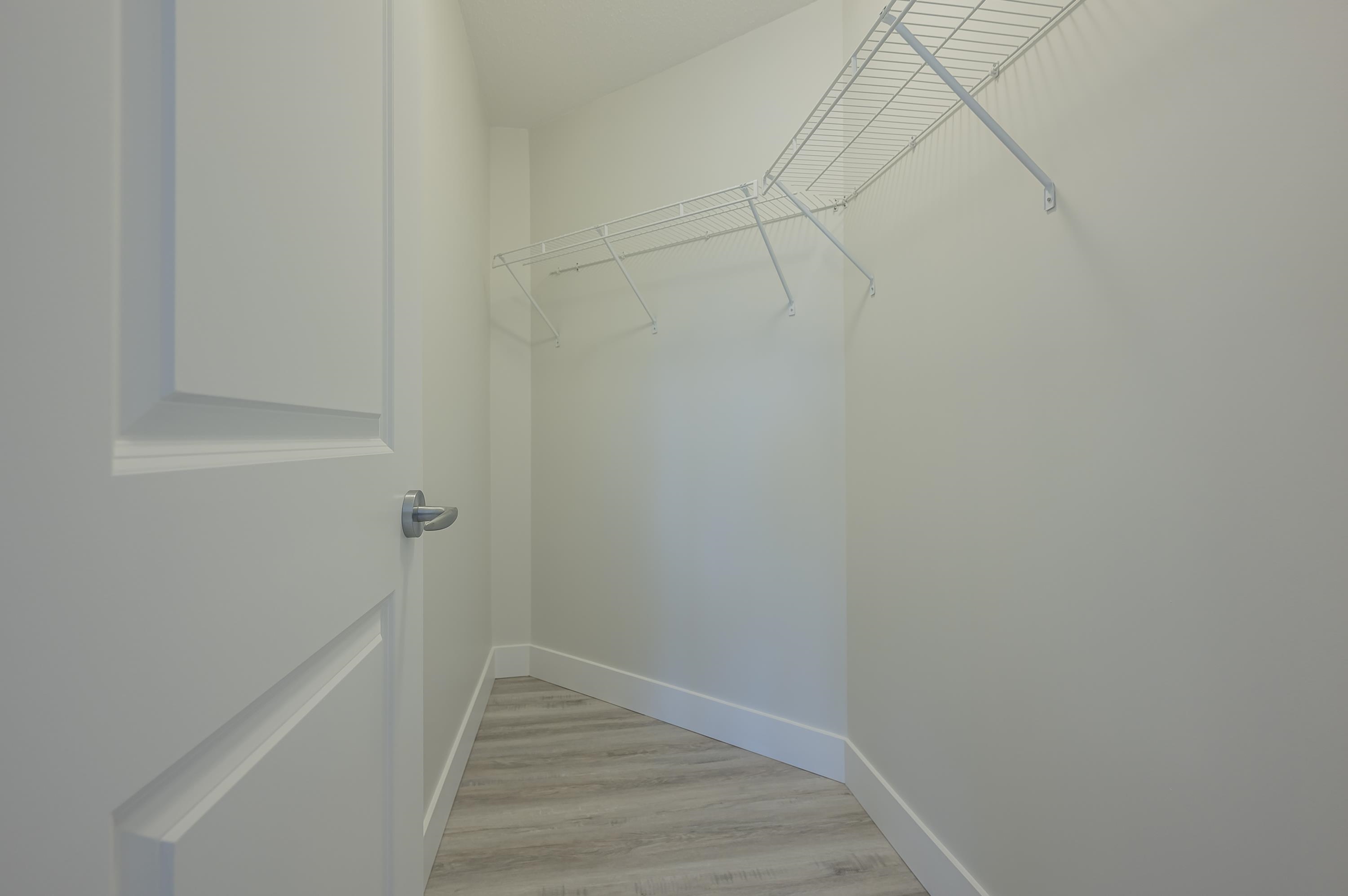 304 6500 194 STREET 11
