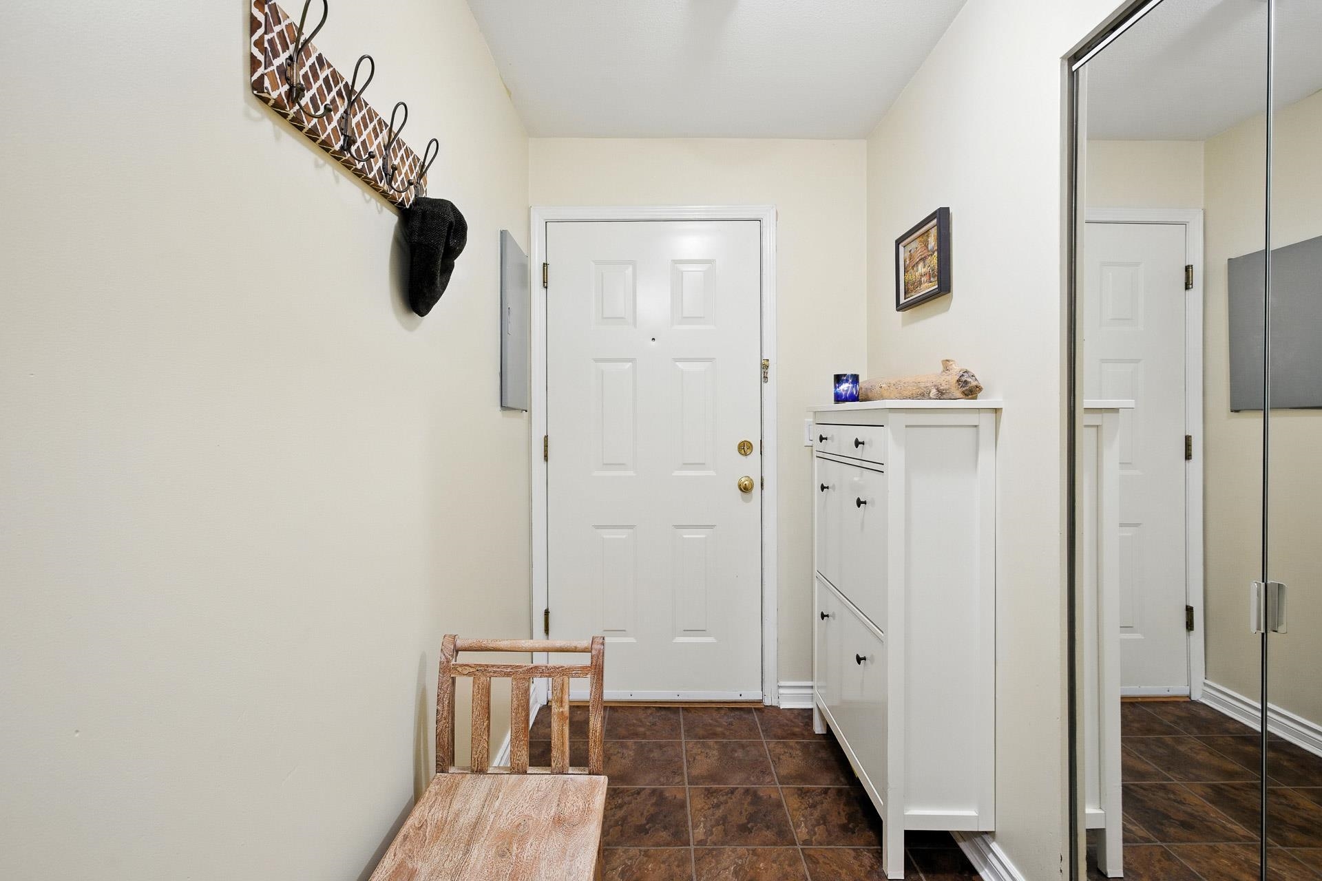 303 2357 WHYTE AVENUE 26