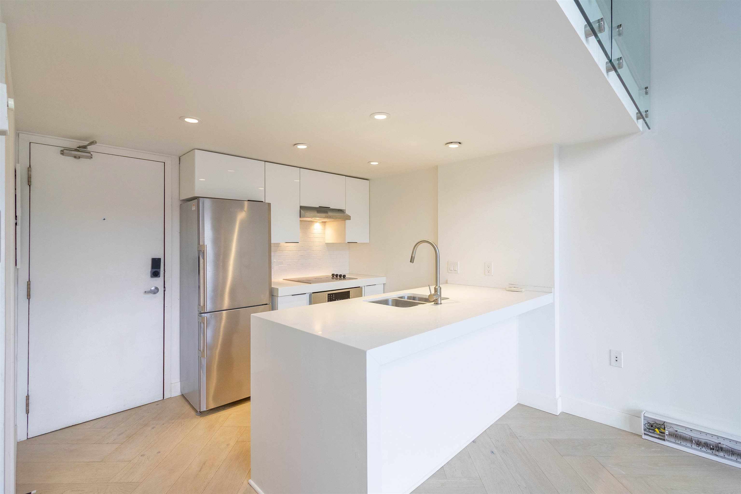 602 22 E CORDOVA STREET 8