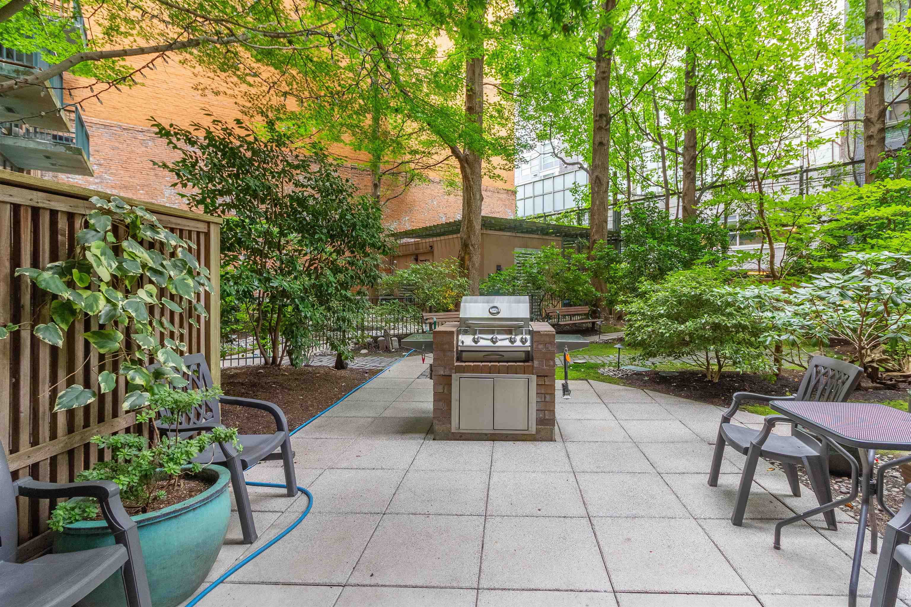 602 22 E CORDOVA STREET 27