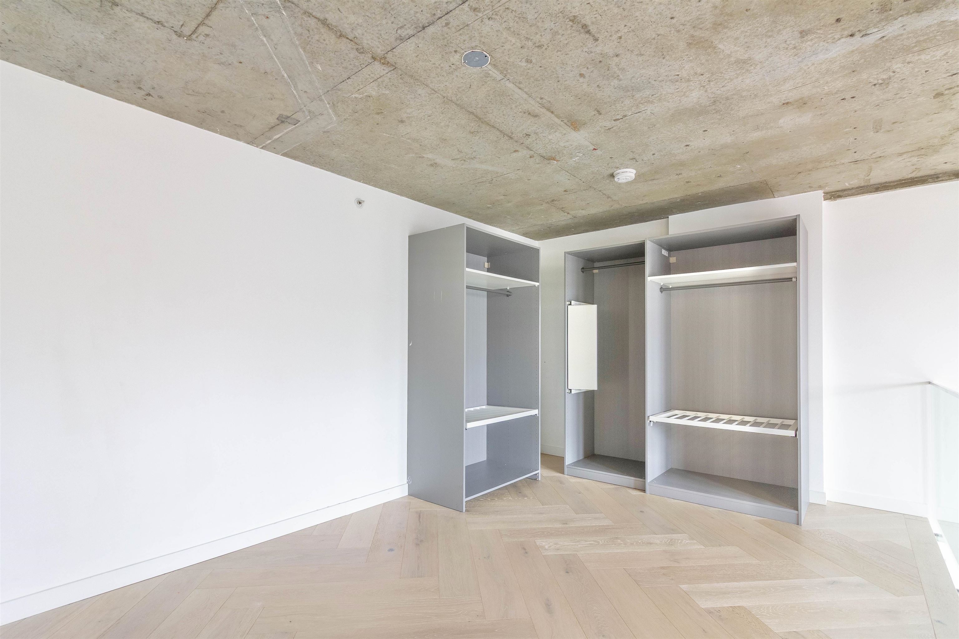 602 22 E CORDOVA STREET 12