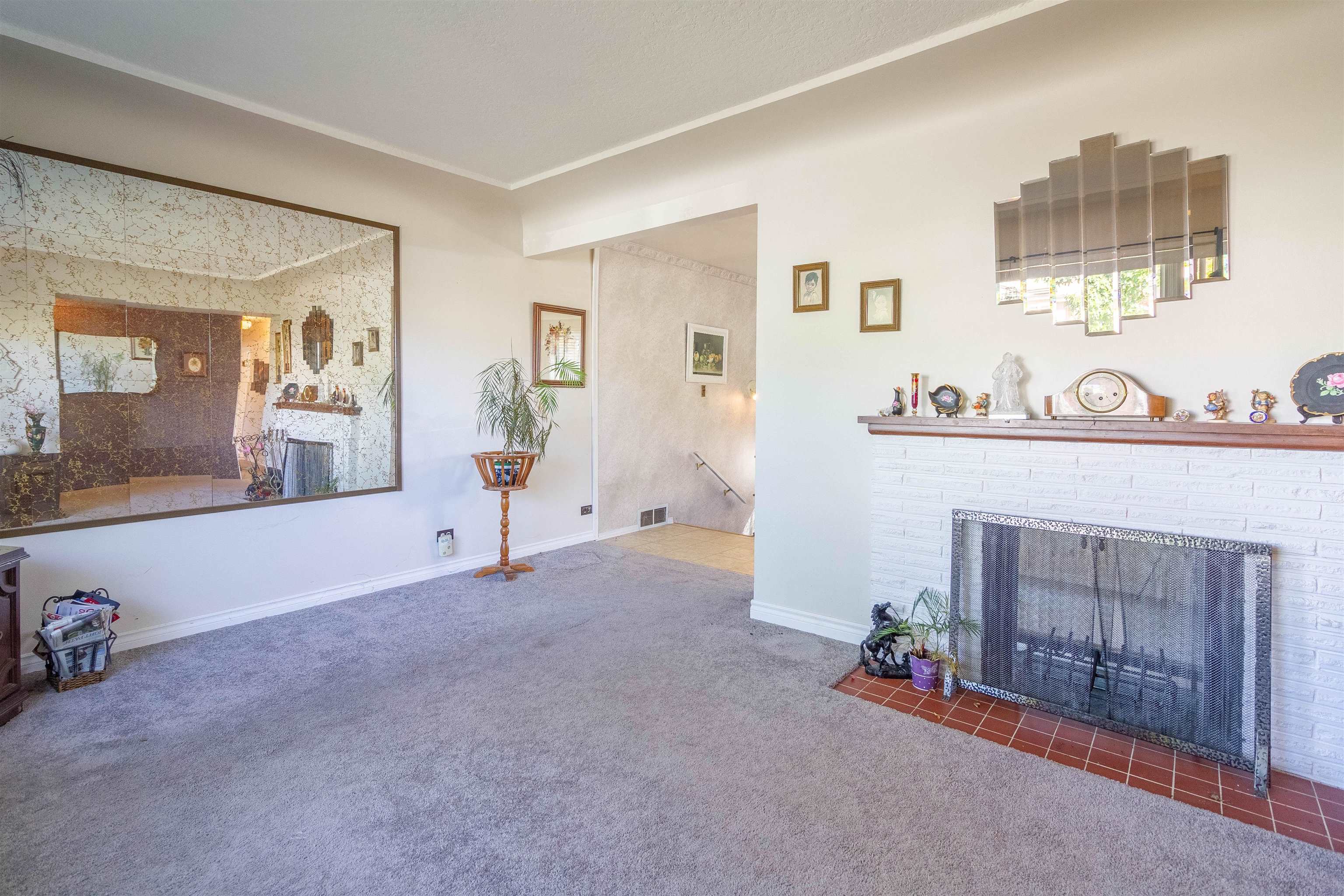 4342 PARKER STREET 3