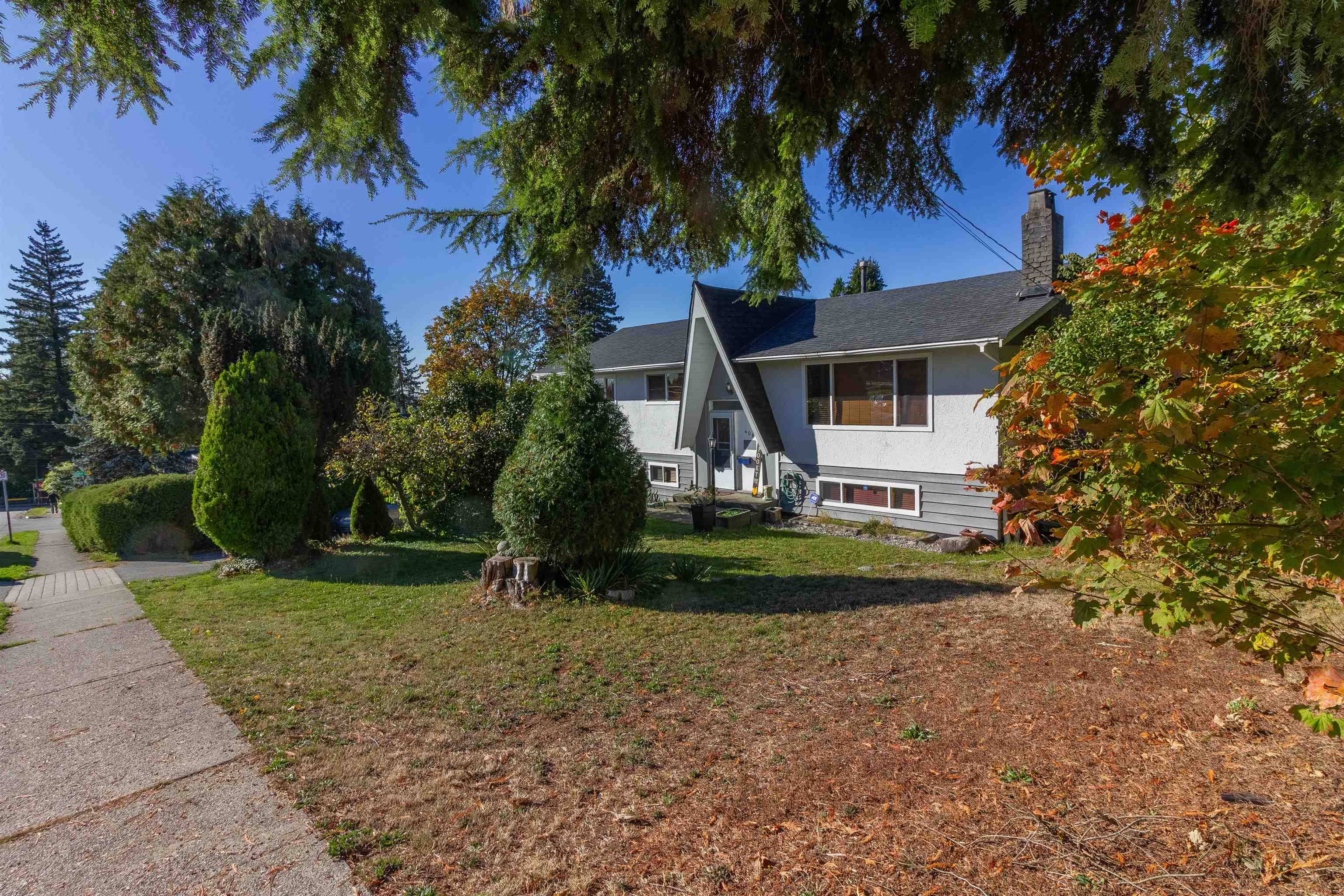 406 SCHOOLHOUSE STREET 23