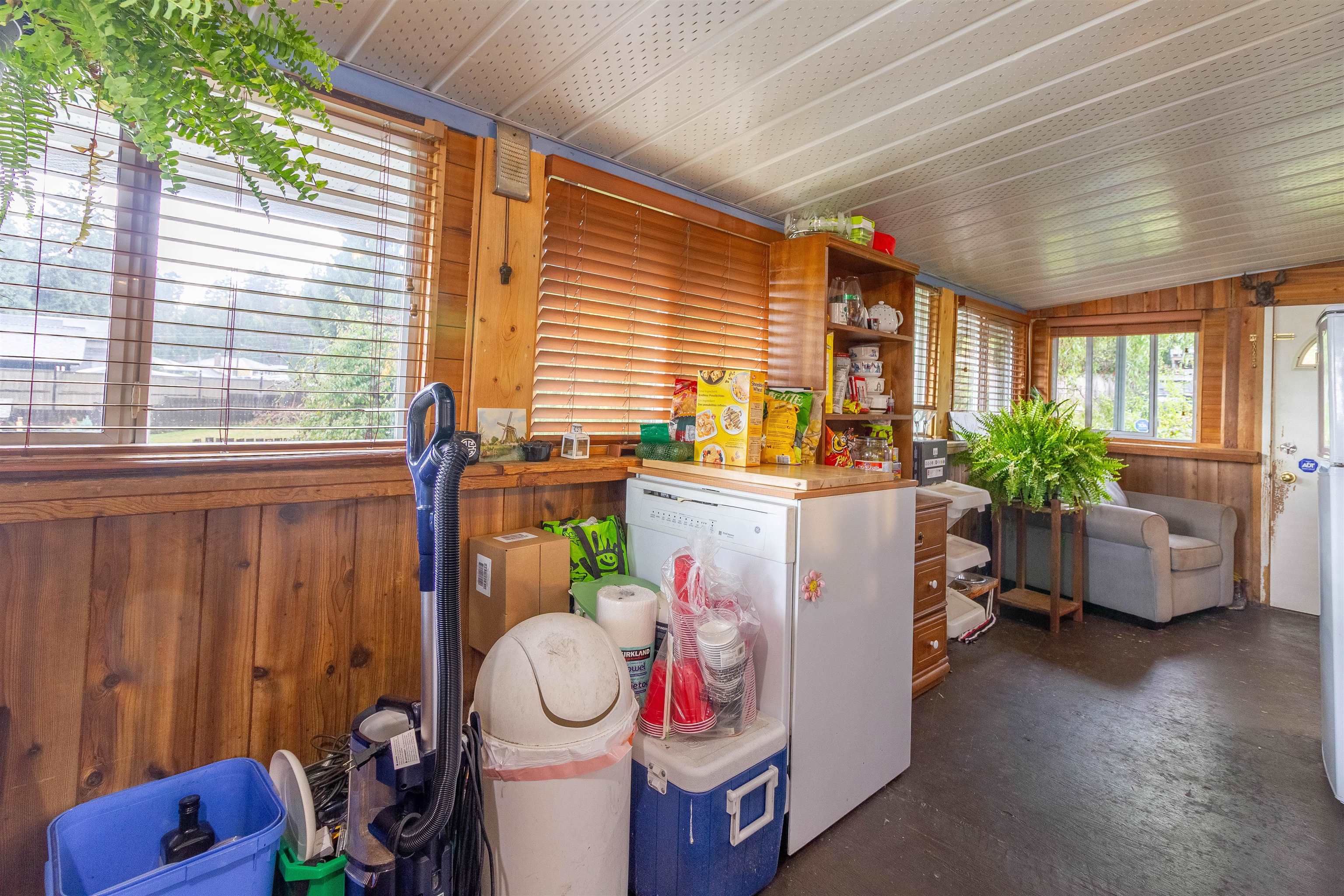 406 SCHOOLHOUSE STREET 9