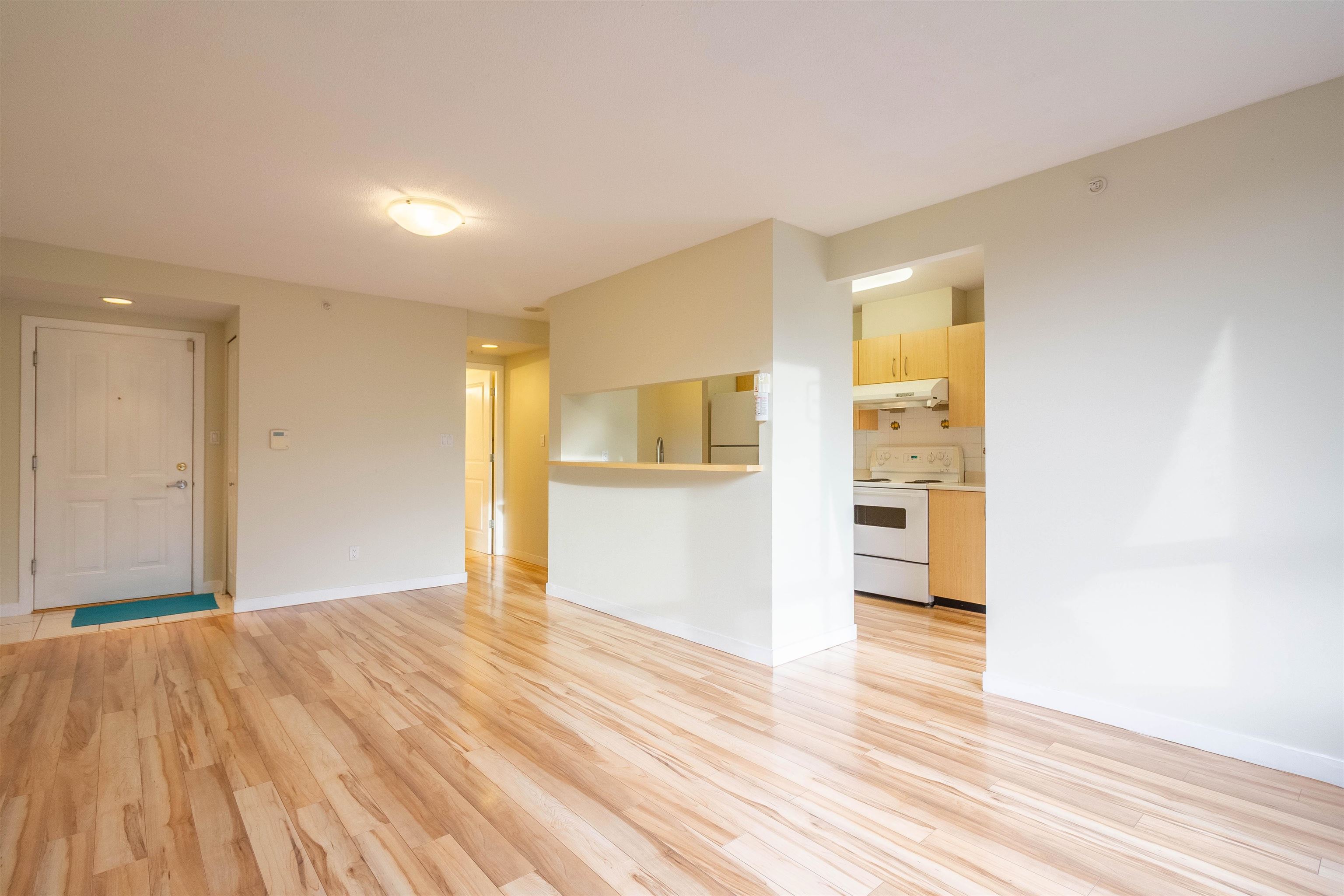 305 3588 CROWLEY DRIVE 4