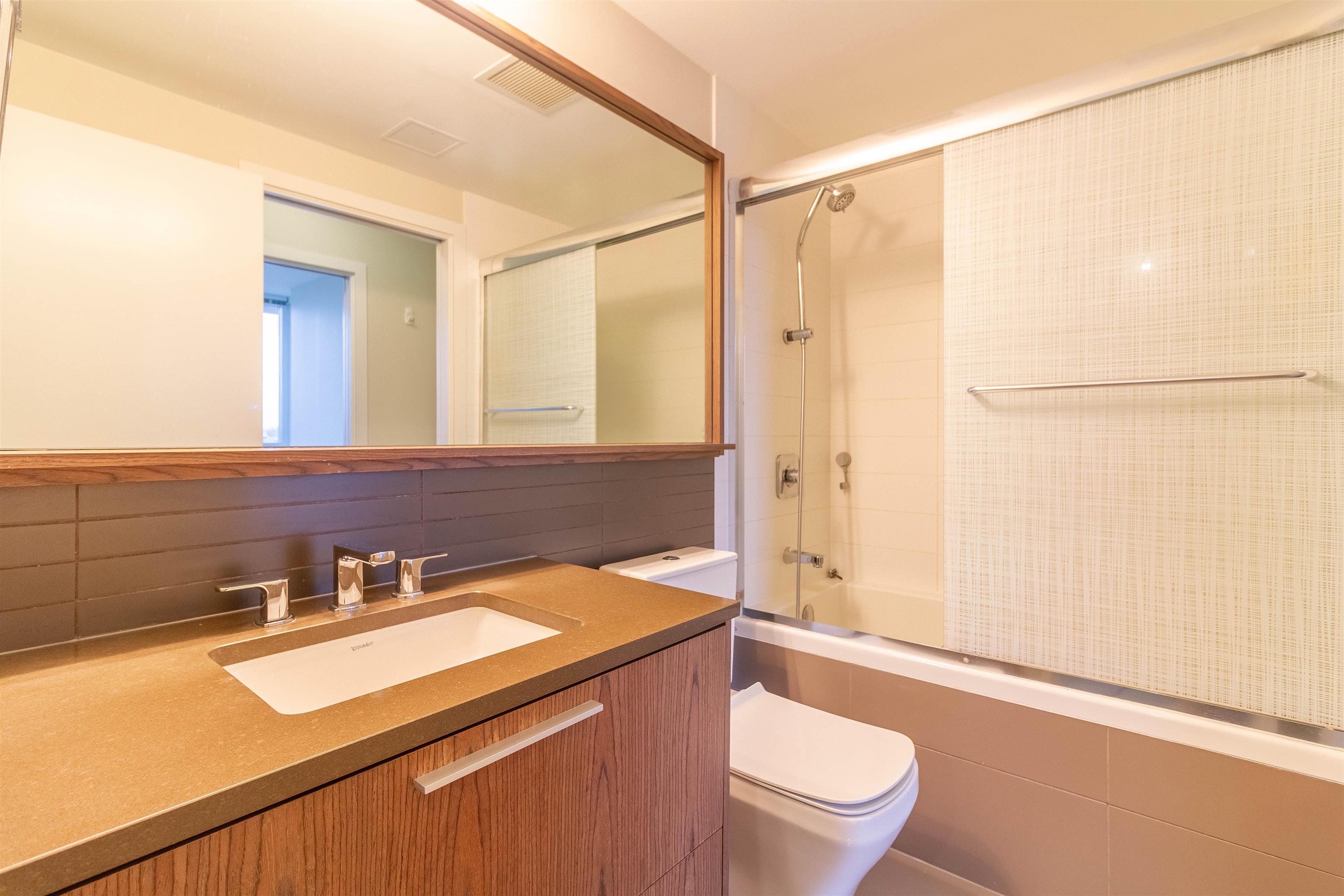 2703 2975 ATLANTIC AVENUE 8