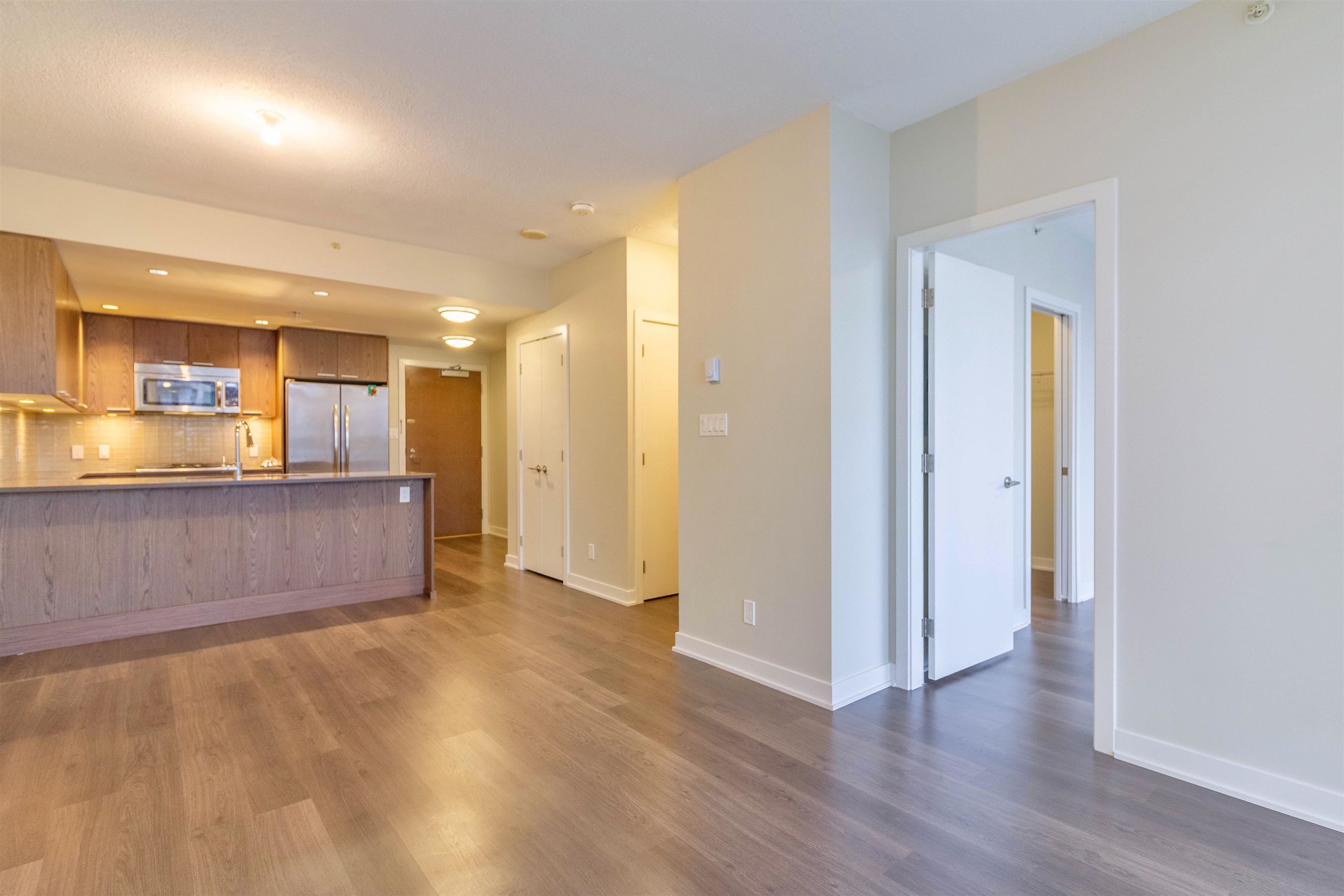 2703 2975 ATLANTIC AVENUE 5